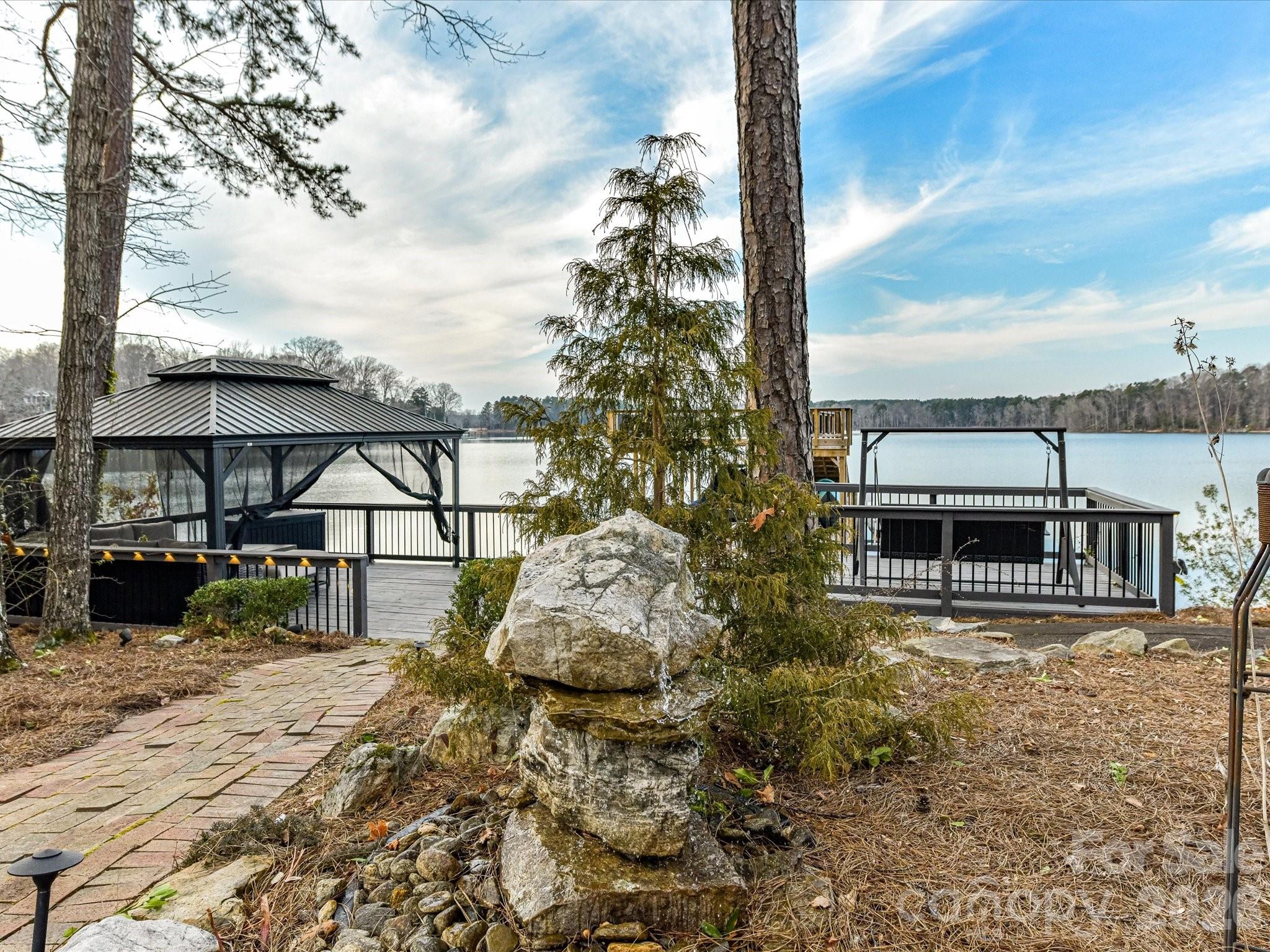 5401 Mountain Point Lane — Charlotte