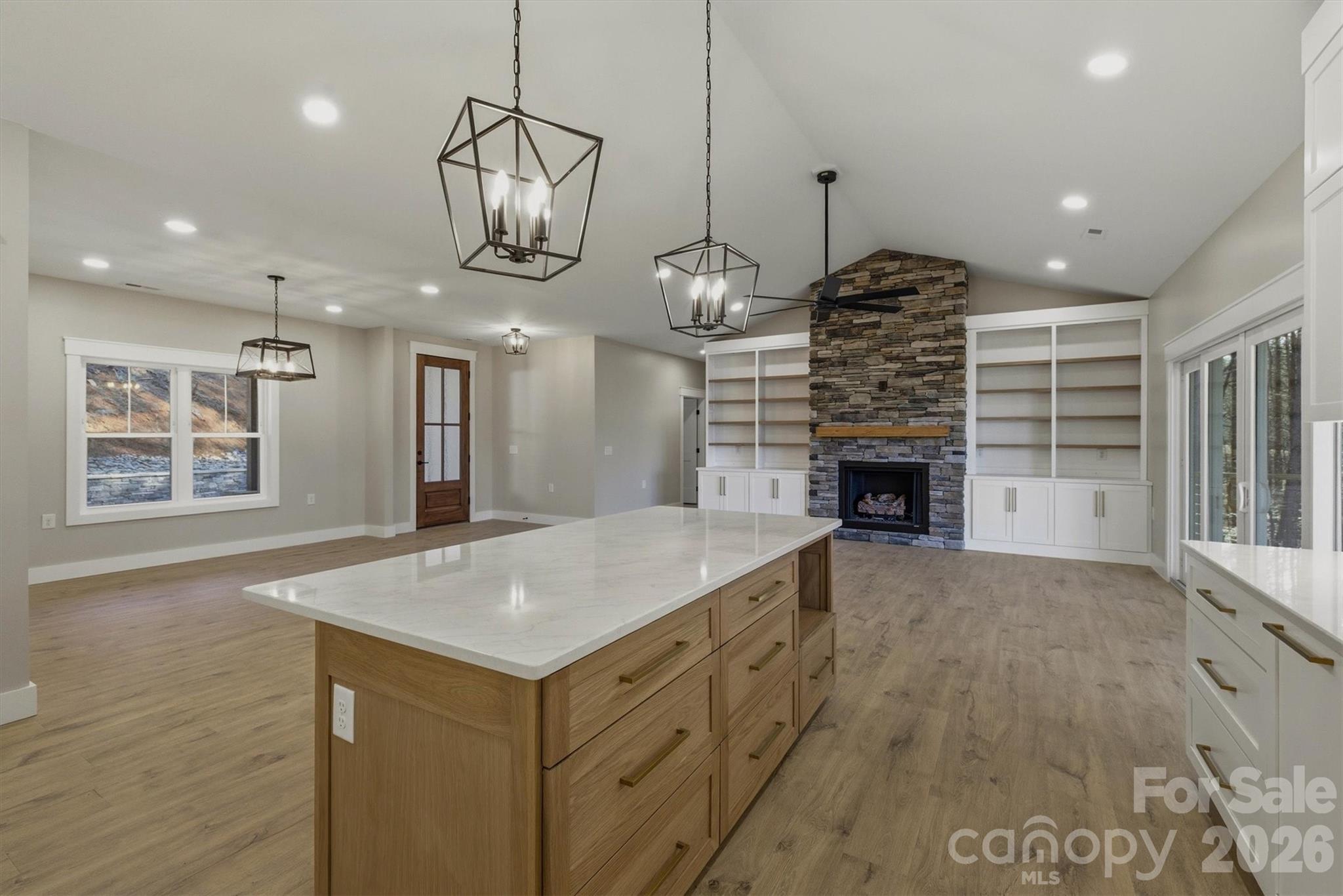 291 Table Rock Trace NW — Valdese