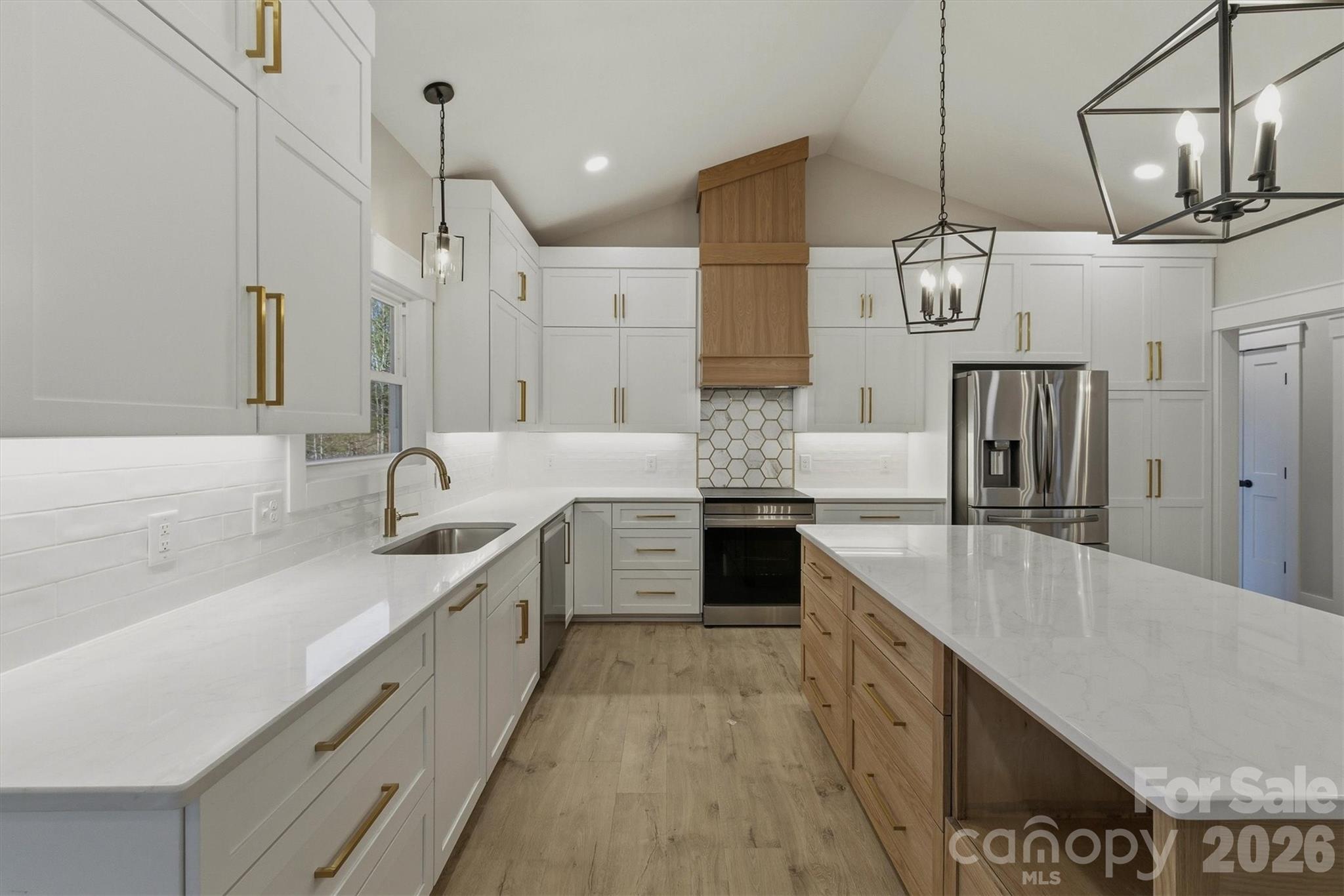 291 Table Rock Trace NW — Valdese