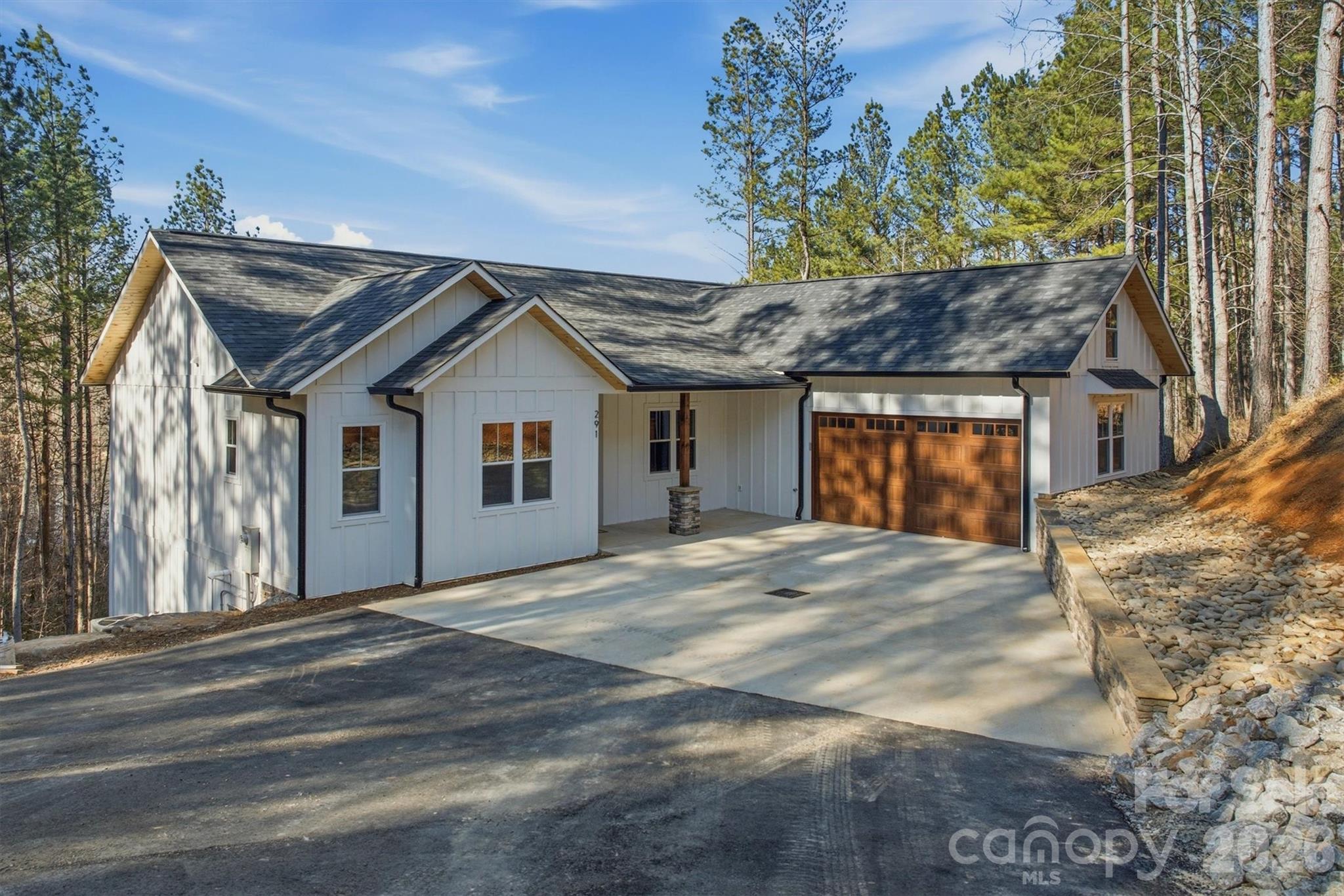 291 Table Rock Trace NW — Valdese
