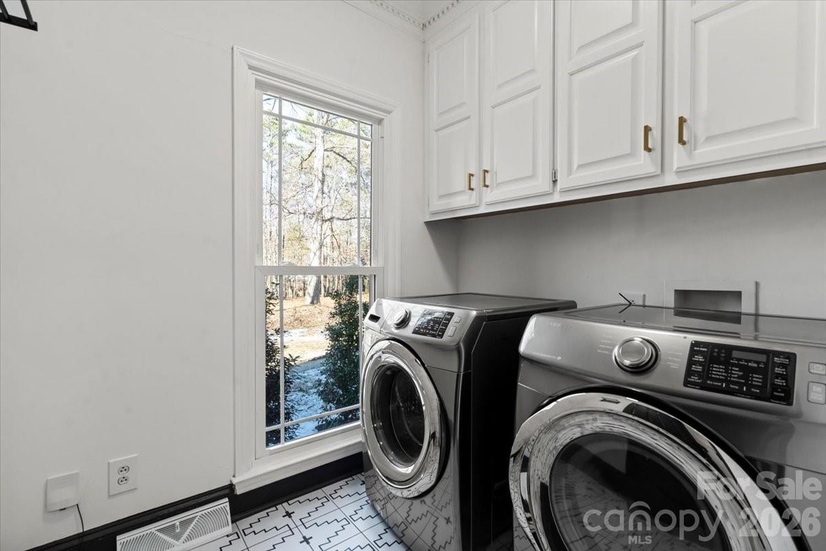 11917 Shady Oak Court — Mint Hill