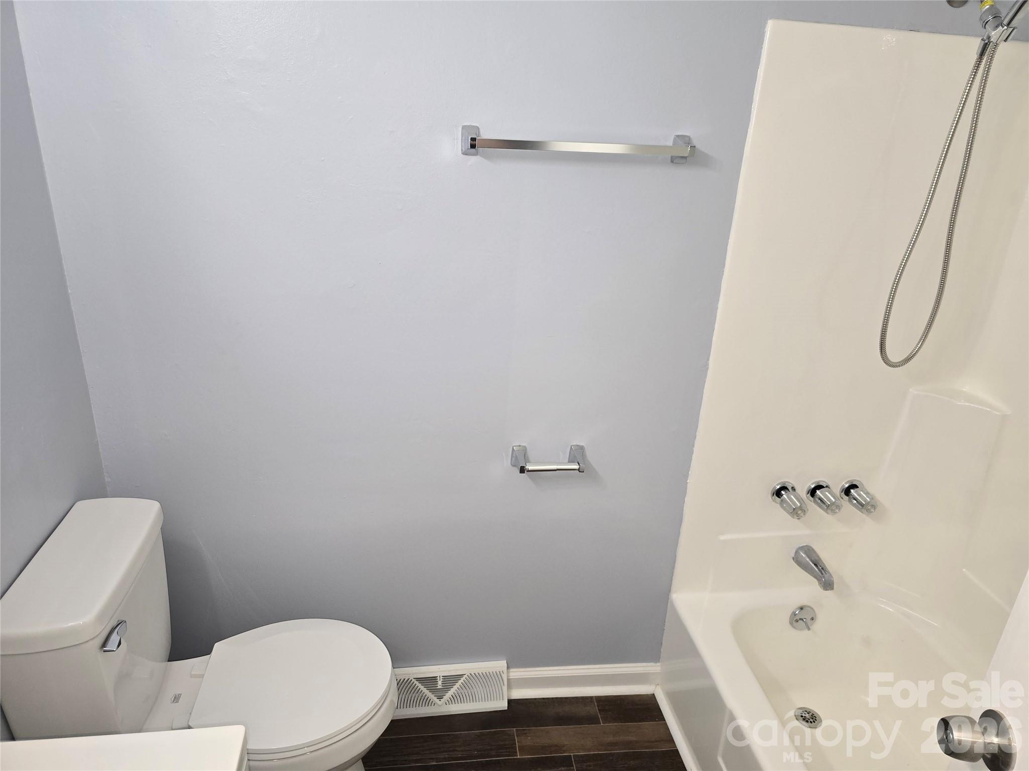 1660 Songwood Road — Concord