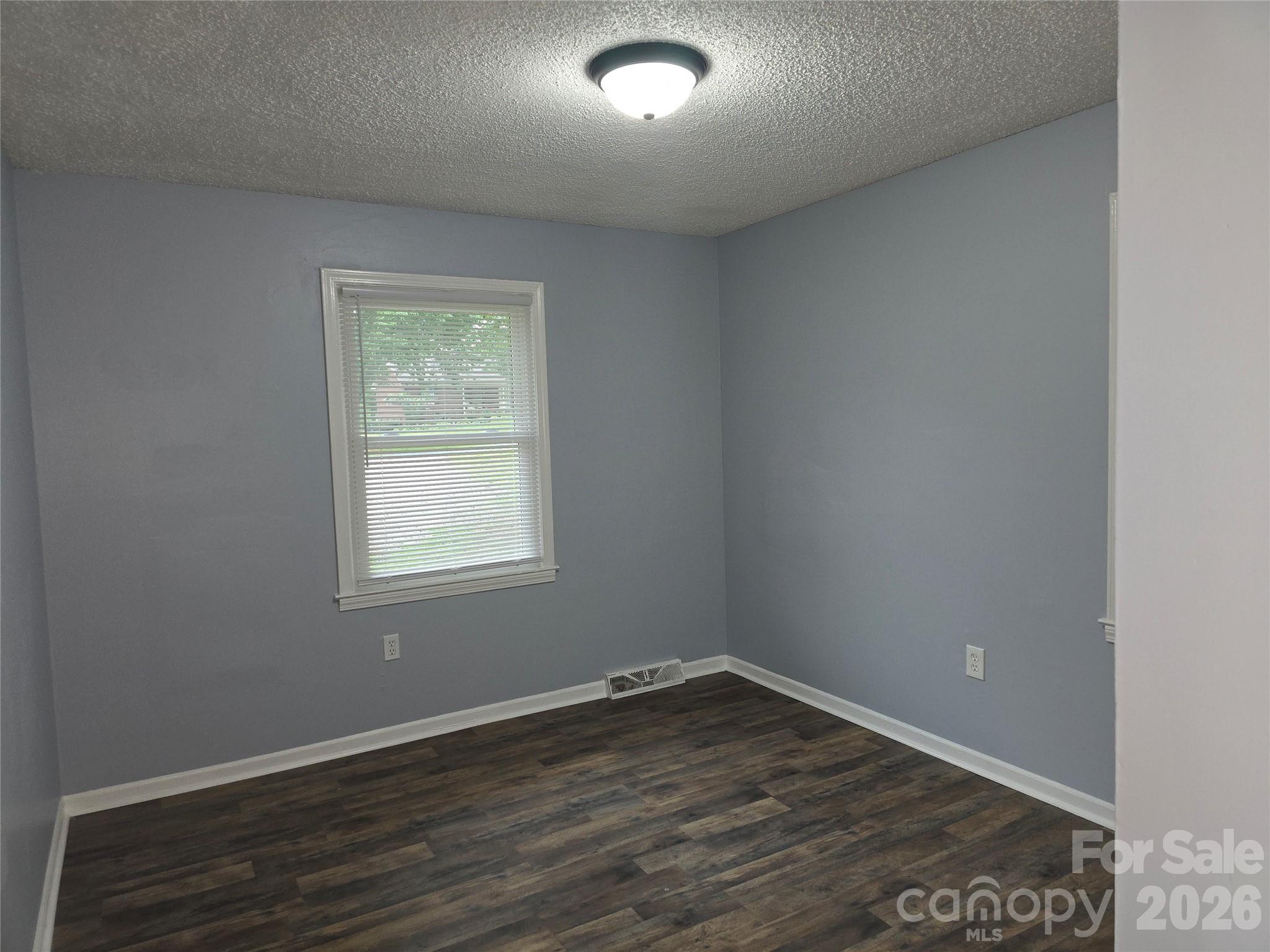 1660 Songwood Road — Concord
