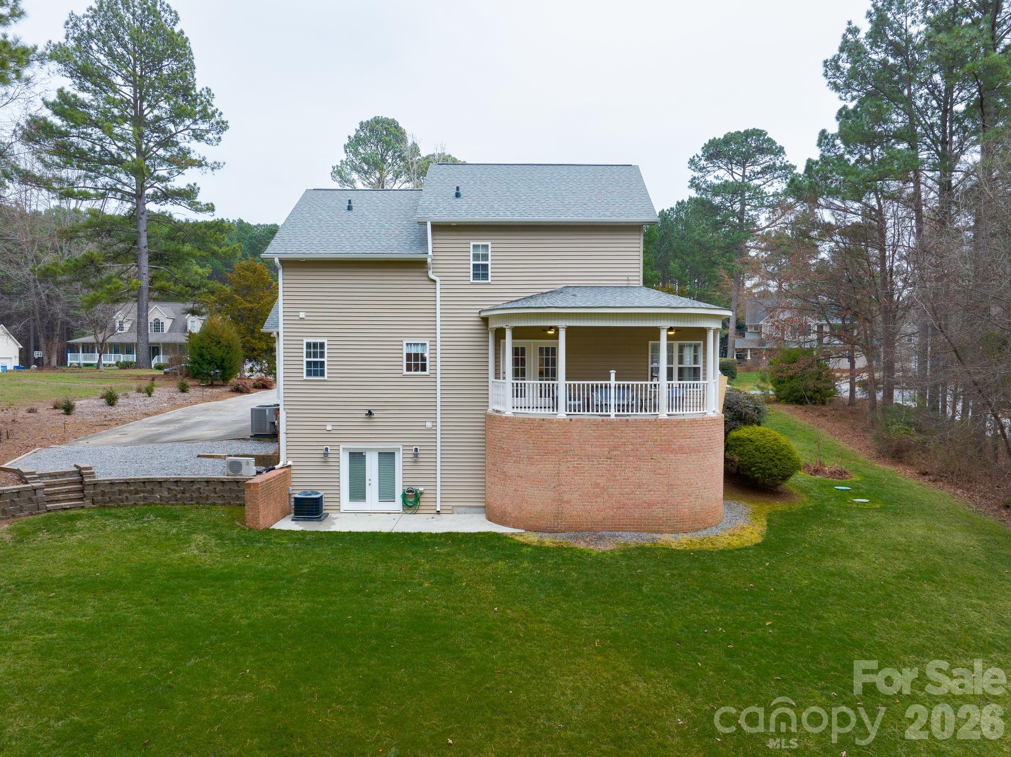 1606 High Ridge Drive — Stanley