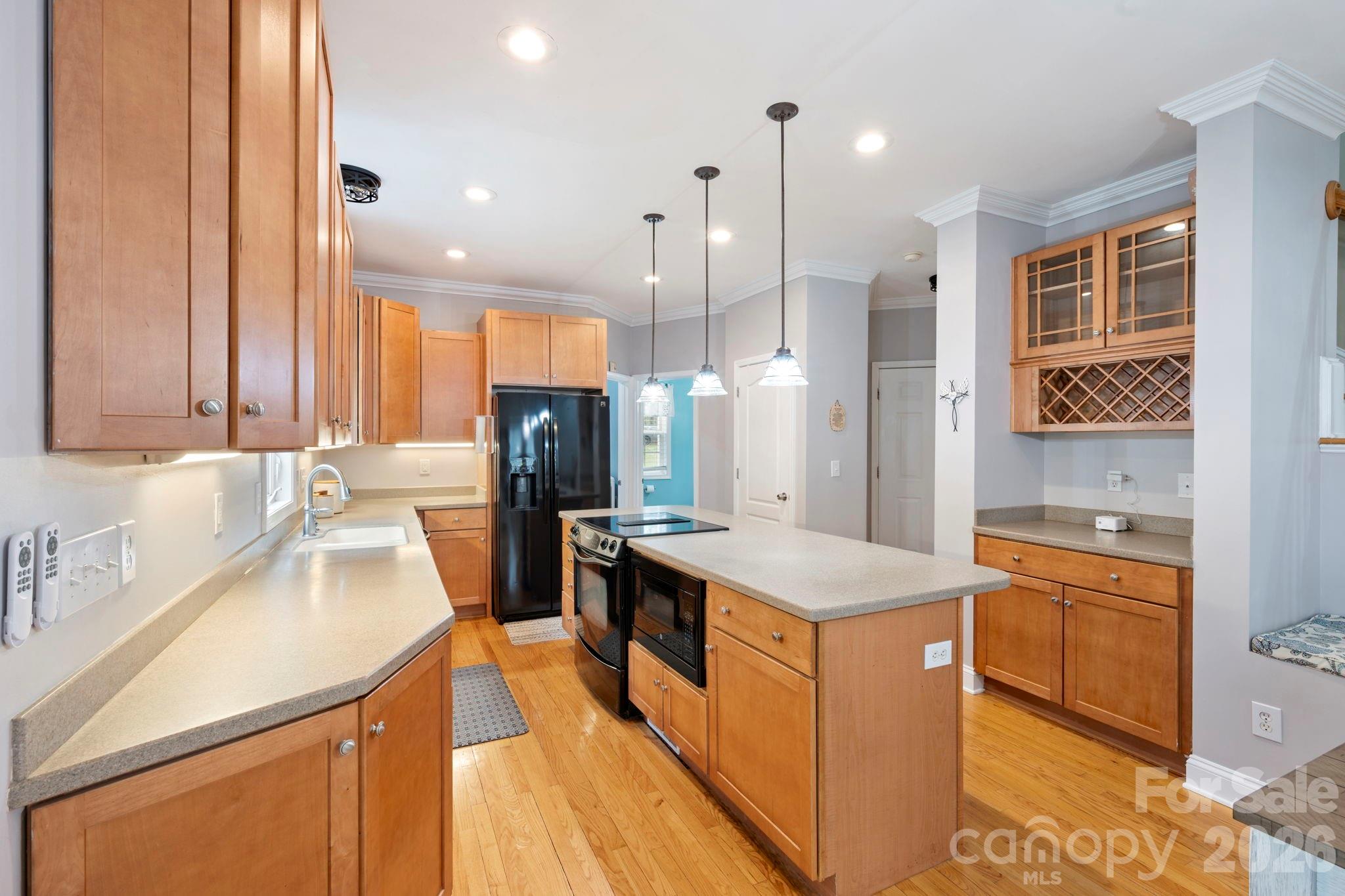 1606 High Ridge Drive — Stanley