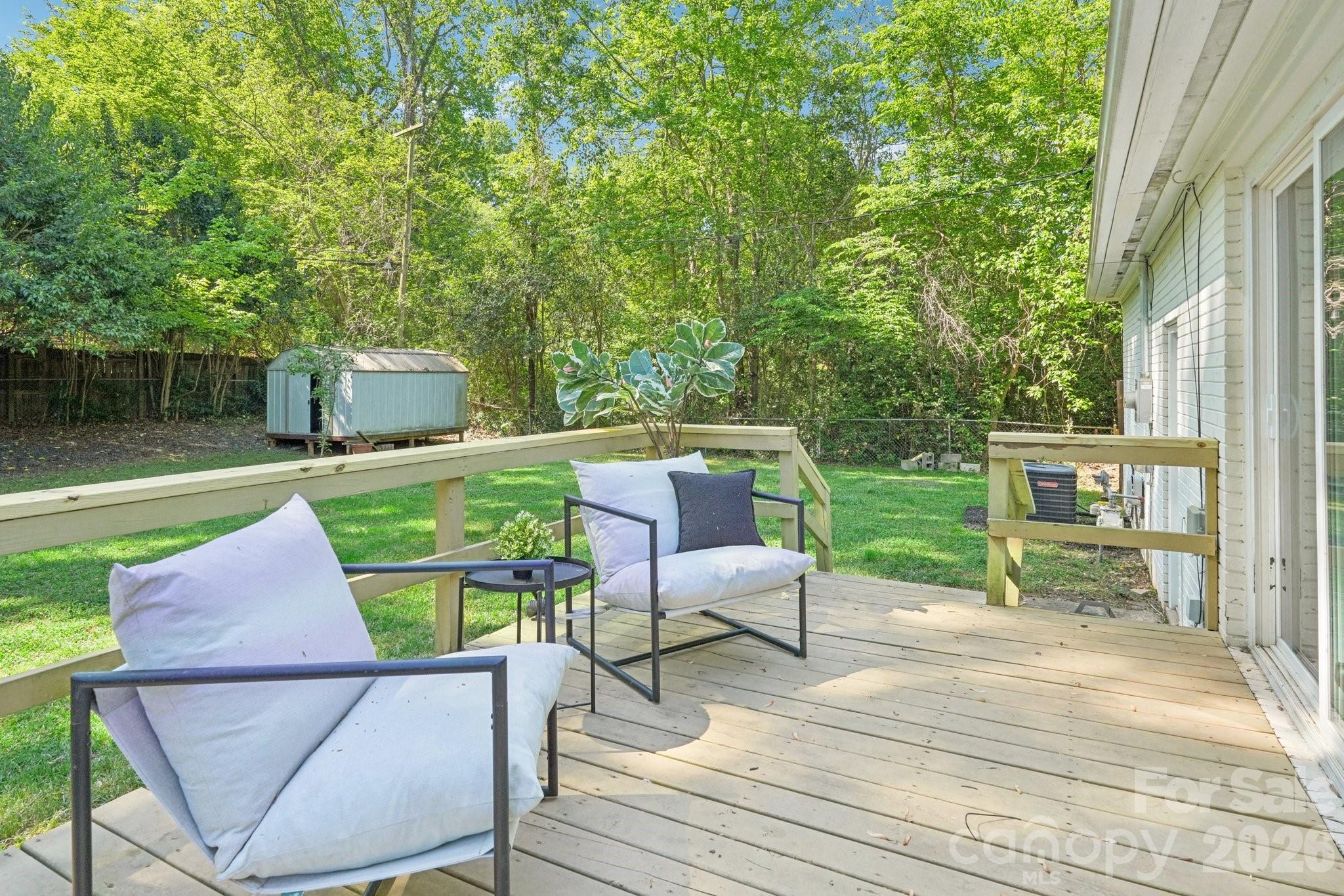 3000 Dunlavin Way — Charlotte