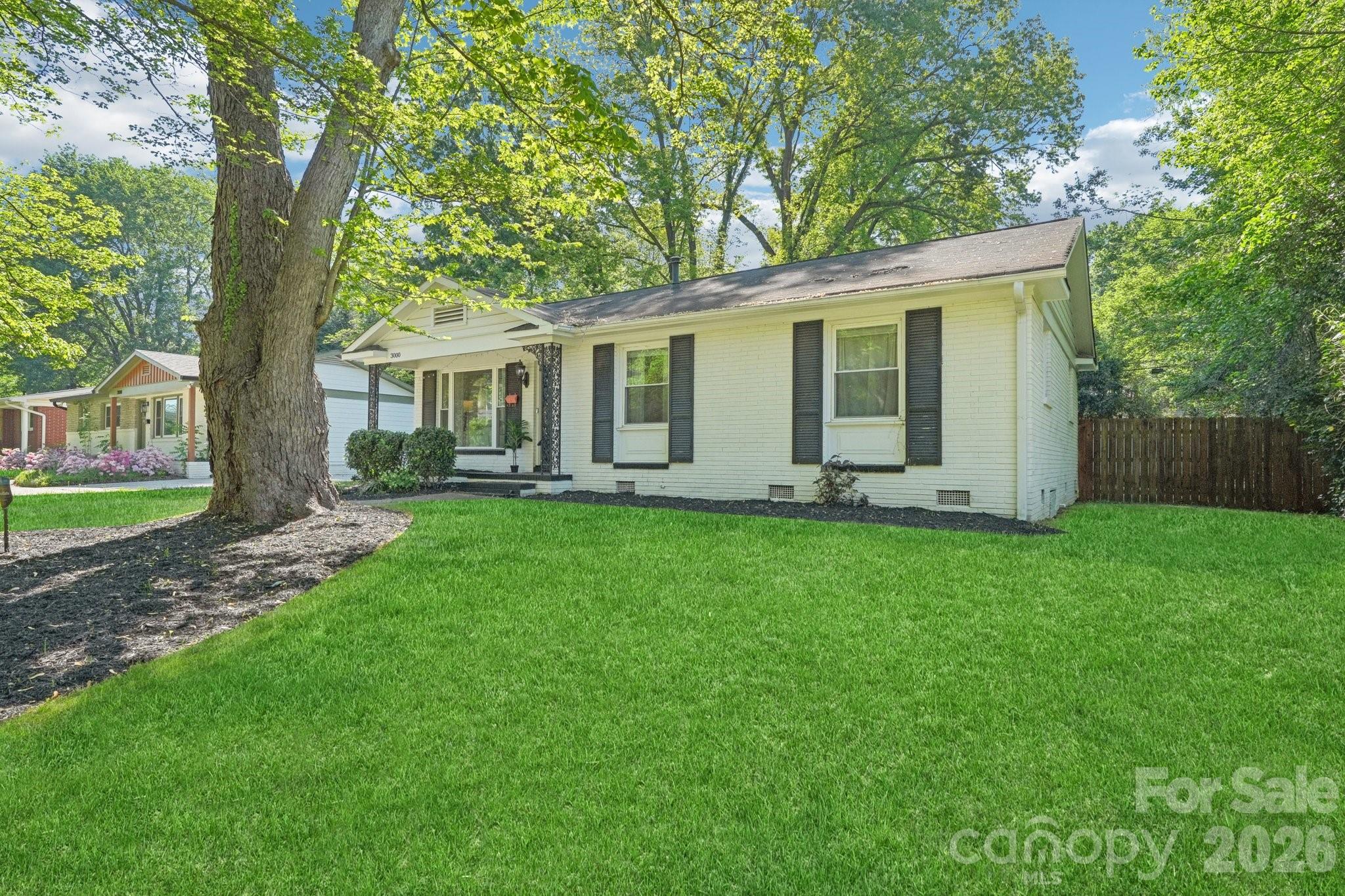 3000 Dunlavin Way — Charlotte