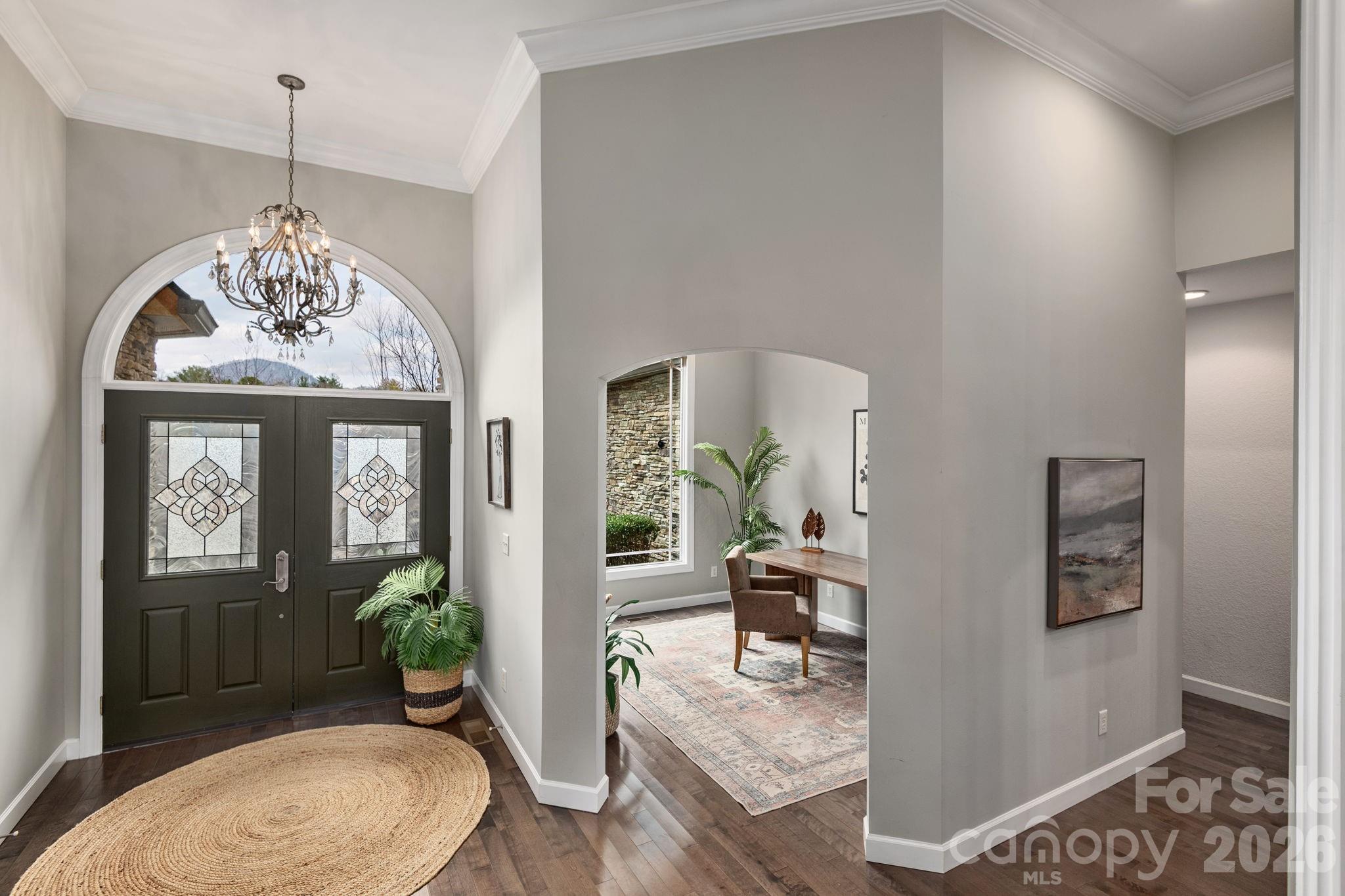 86 Oak Hollow Drive — Asheville