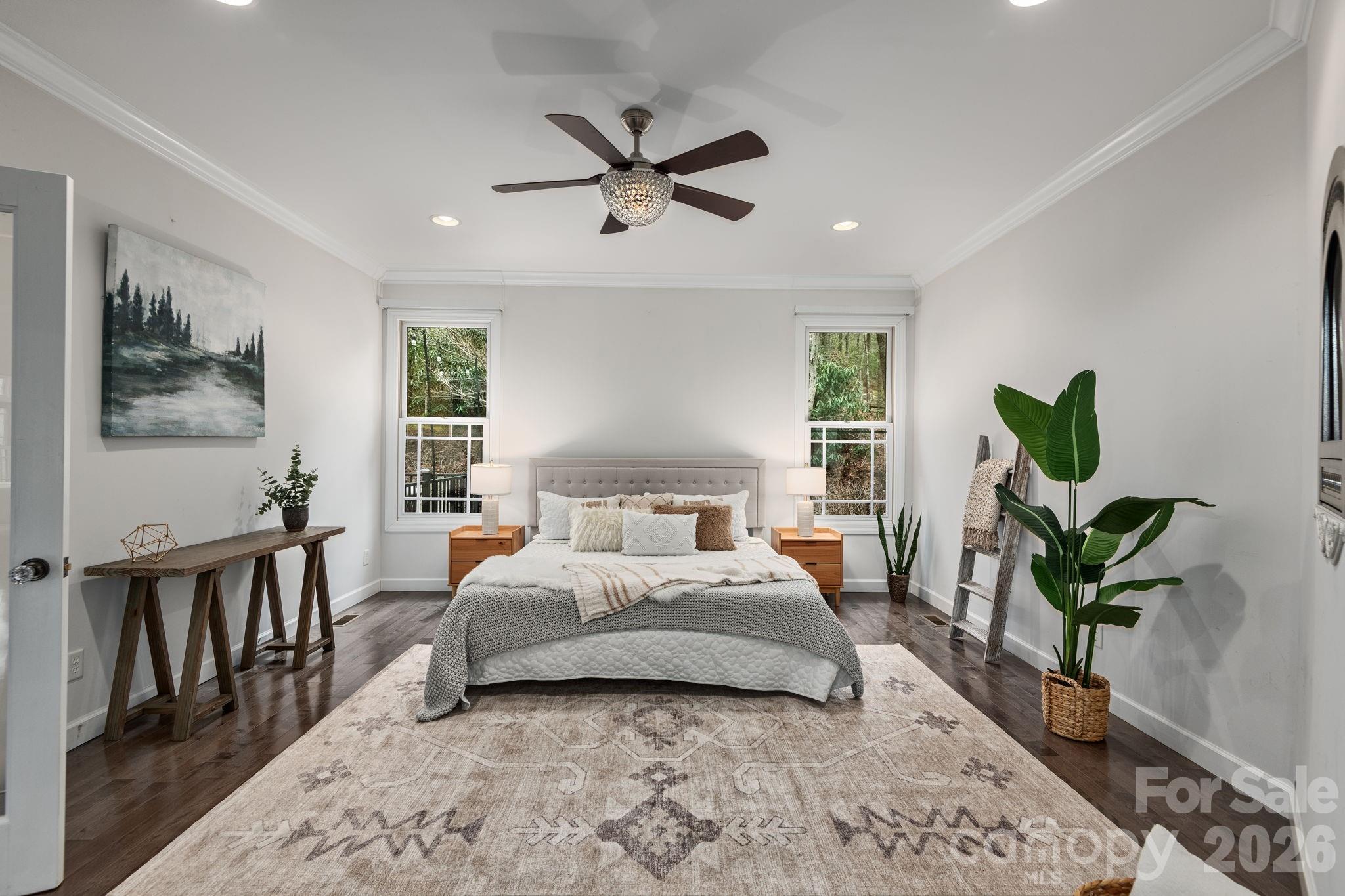 86 Oak Hollow Drive — Asheville