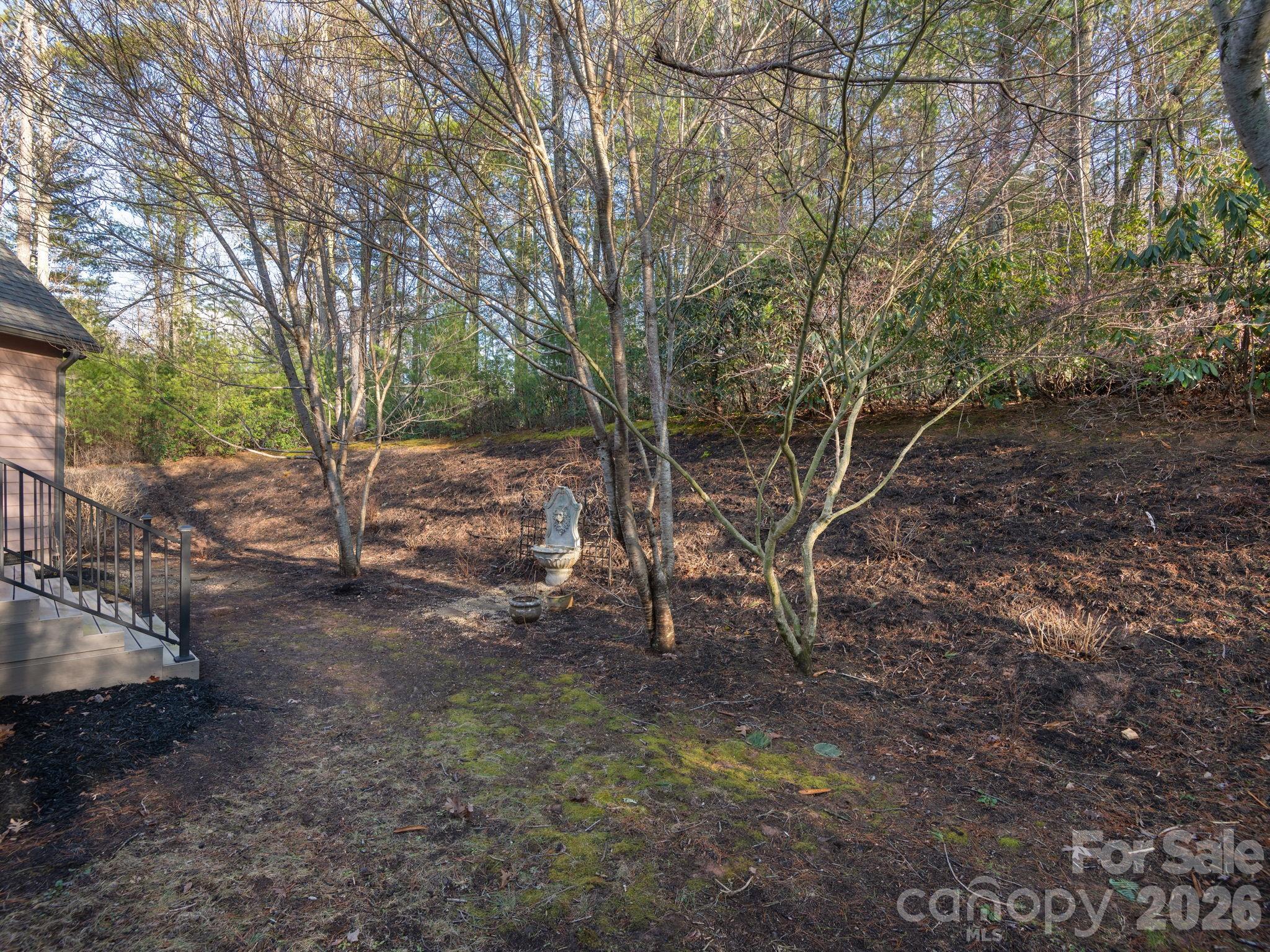 86 Oak Hollow Drive — Asheville