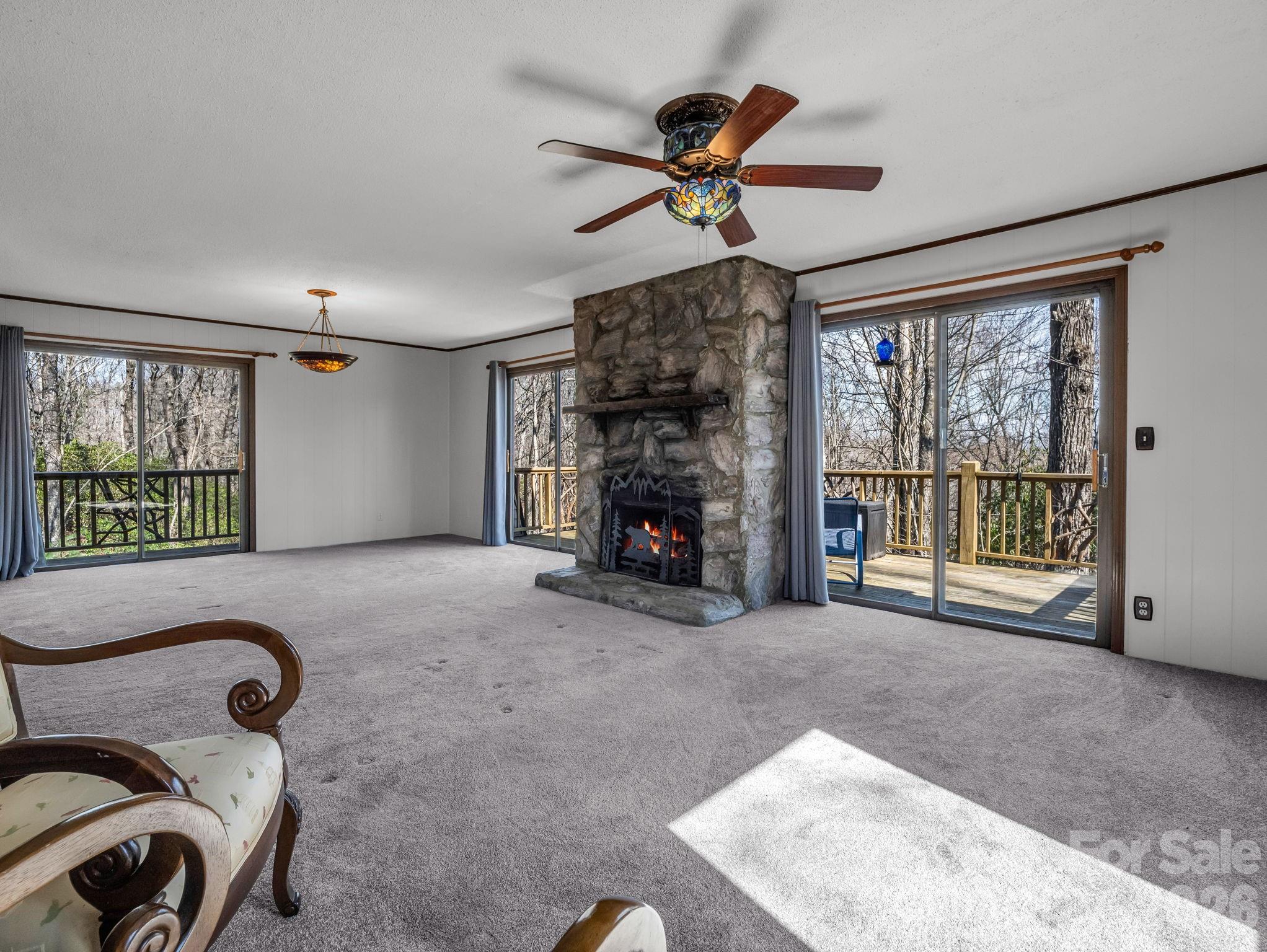 177 Tsisqua Circle — Brevard