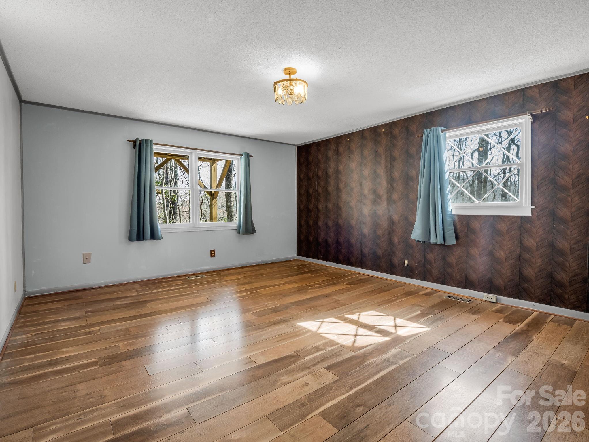 177 Tsisqua Circle — Brevard
