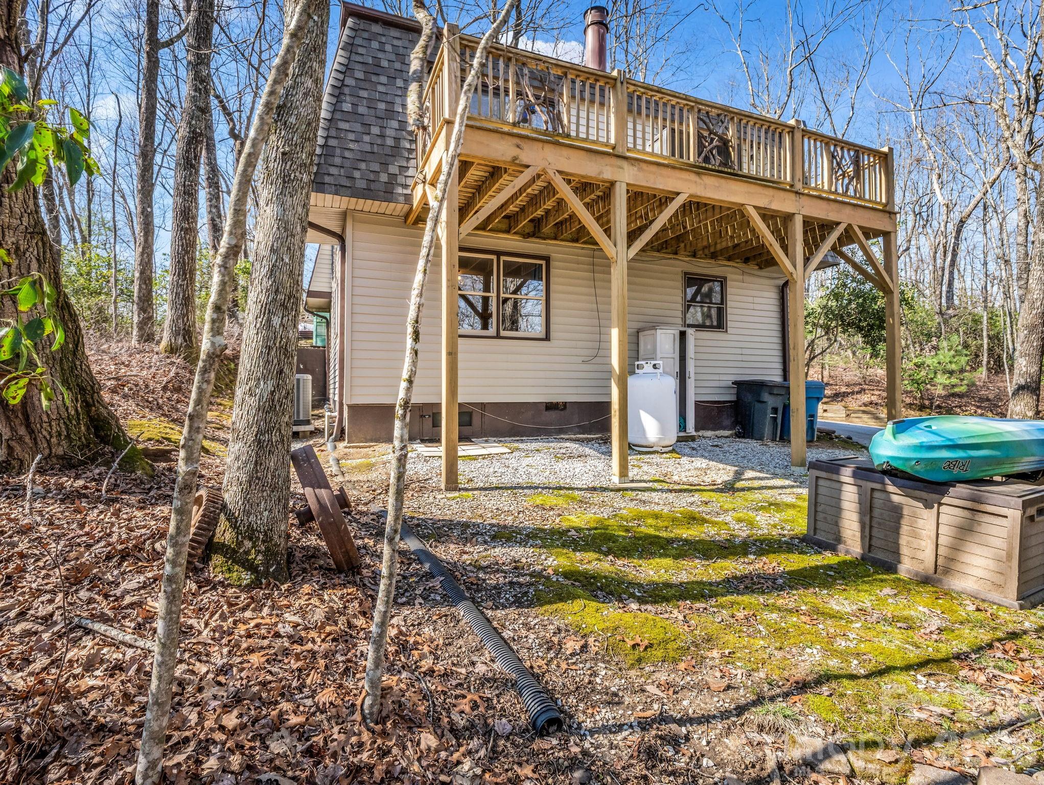177 Tsisqua Circle — Brevard