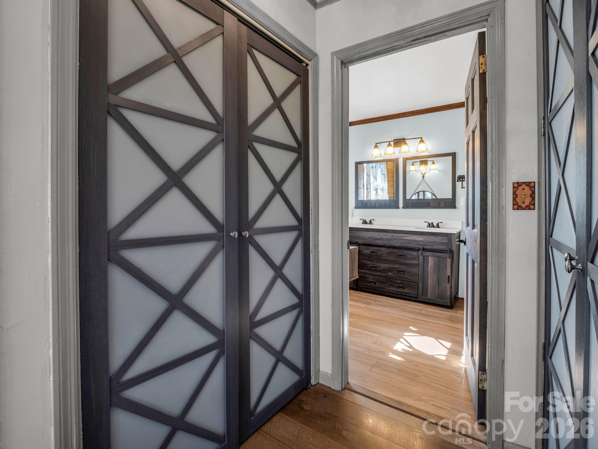 177 Tsisqua Circle — Brevard
