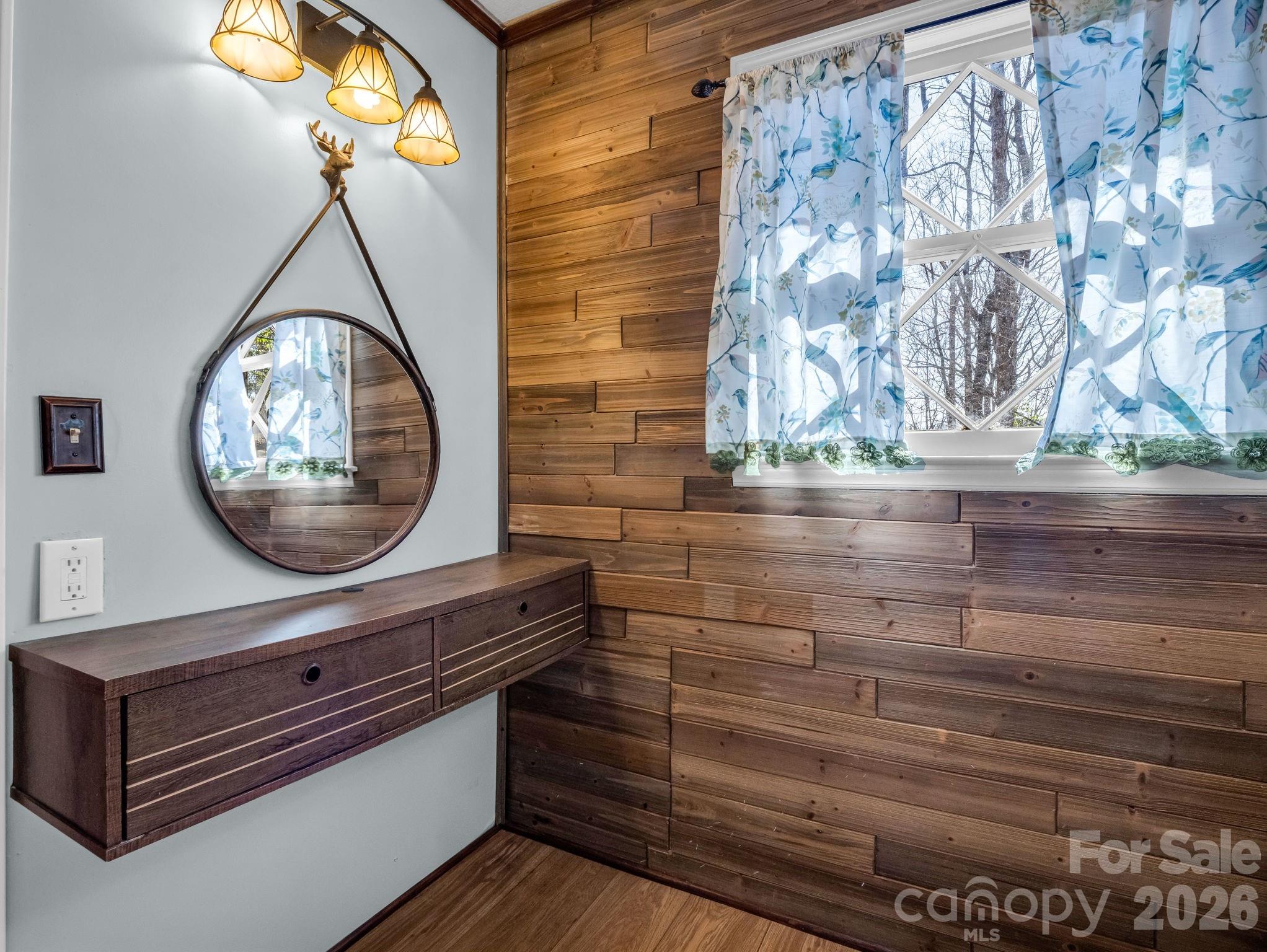 177 Tsisqua Circle — Brevard