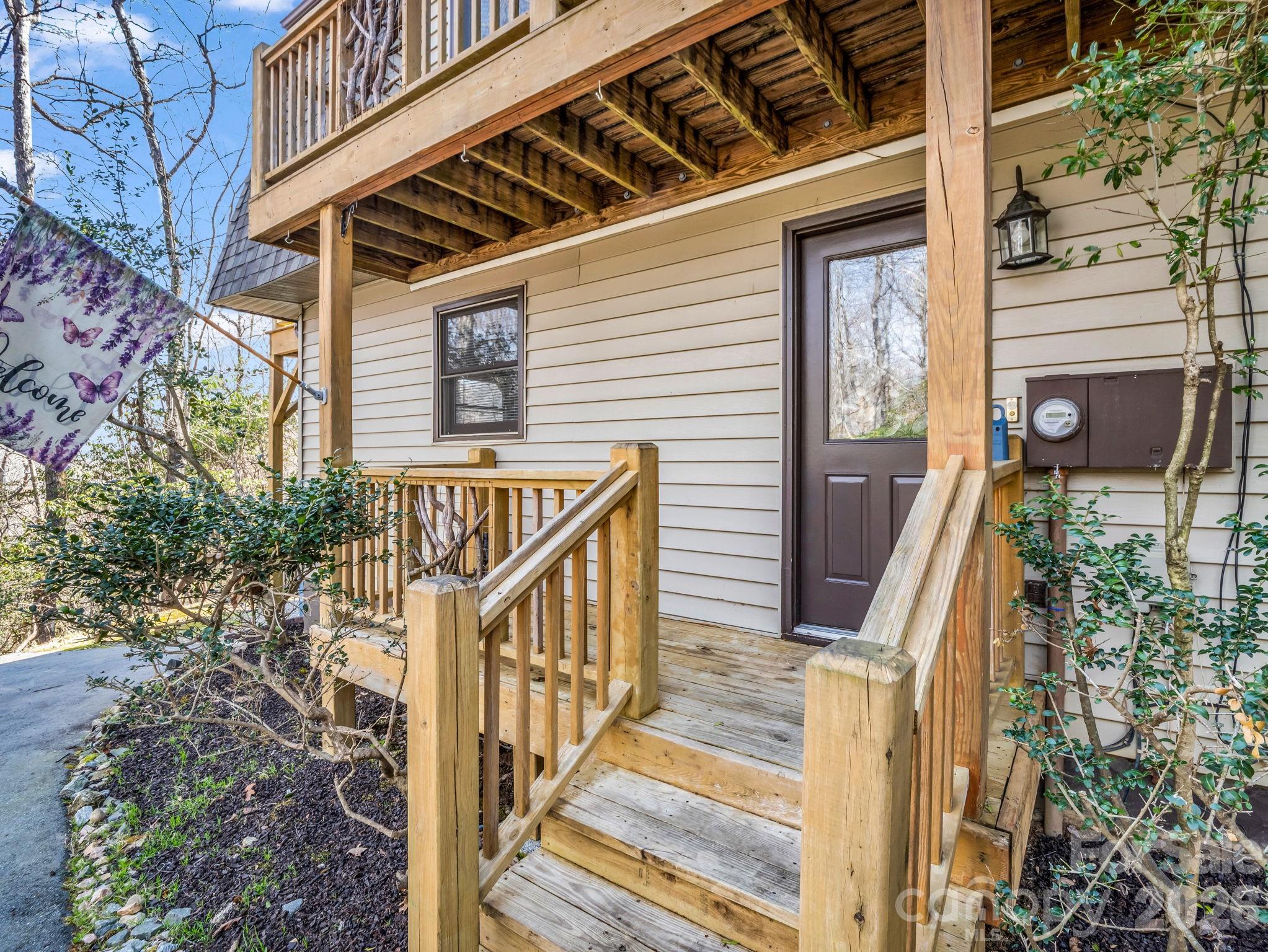 177 Tsisqua Circle — Brevard