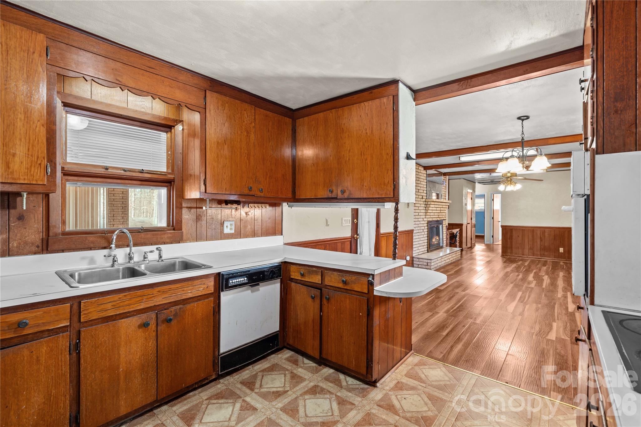 305 Sills Drive — Salisbury