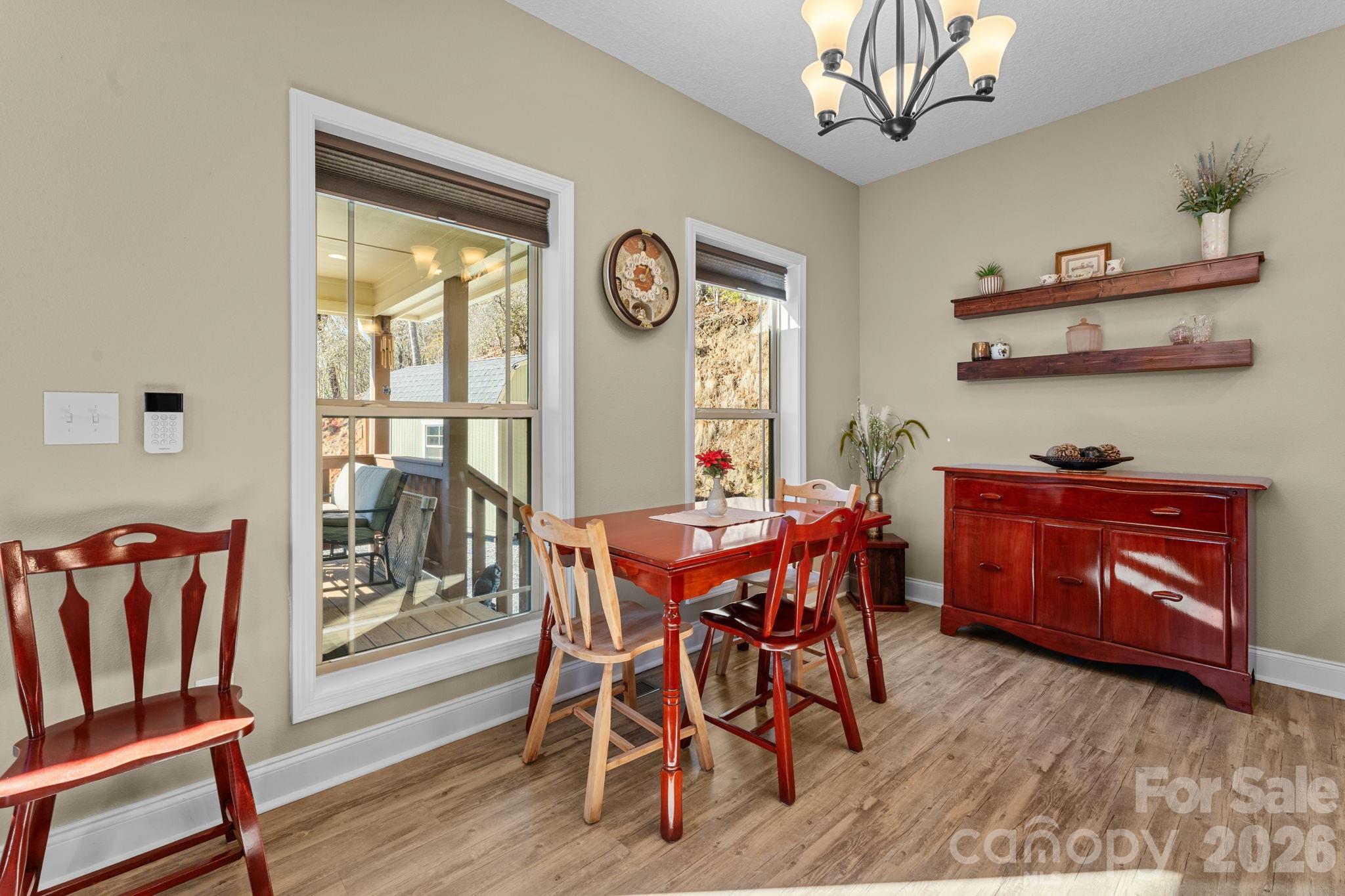 410 Moonlight Trail — Bryson City