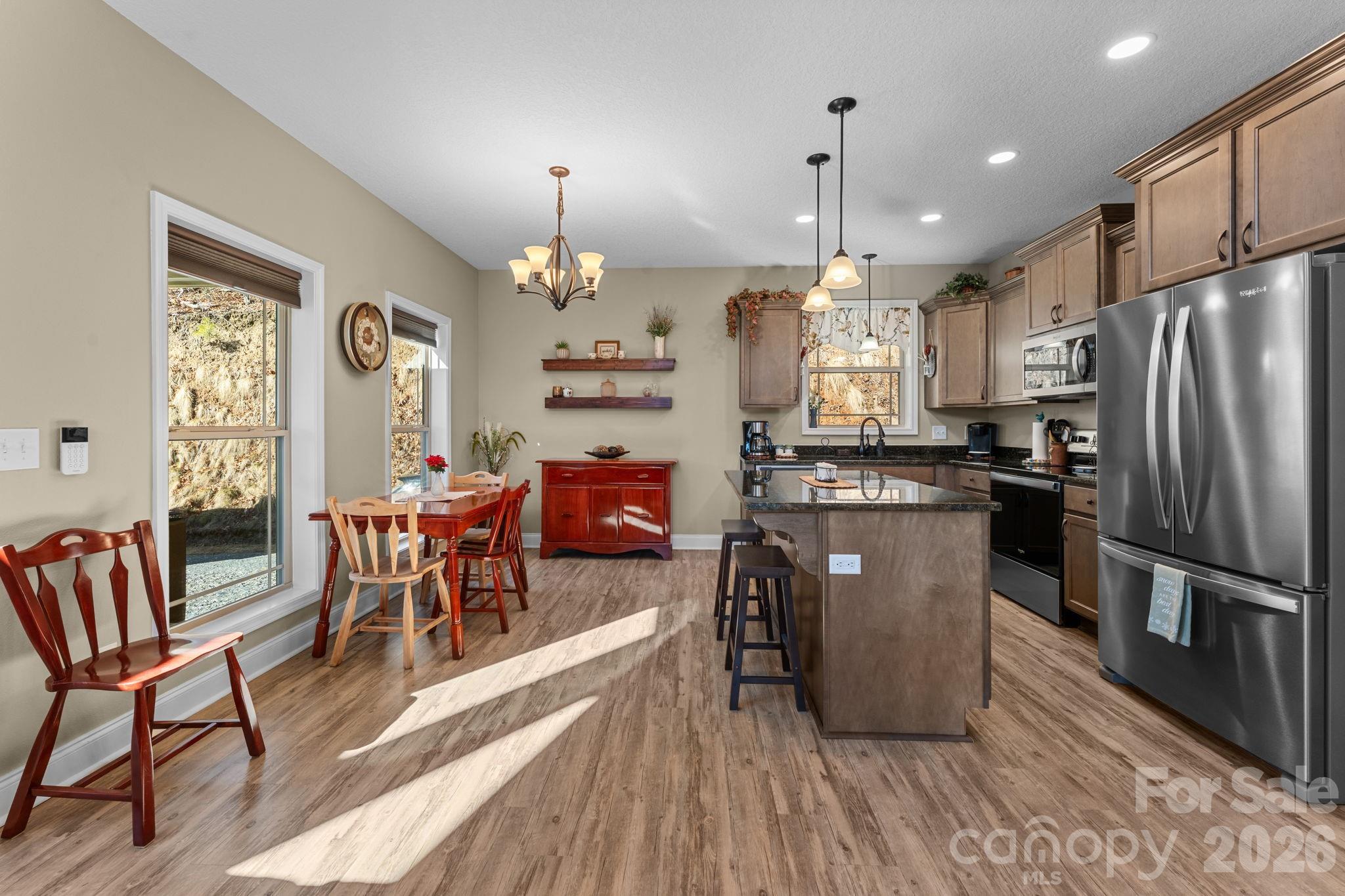 410 Moonlight Trail — Bryson City