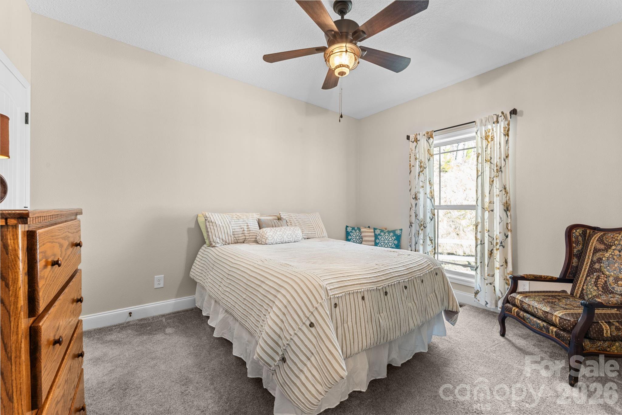 410 Moonlight Trail — Bryson City