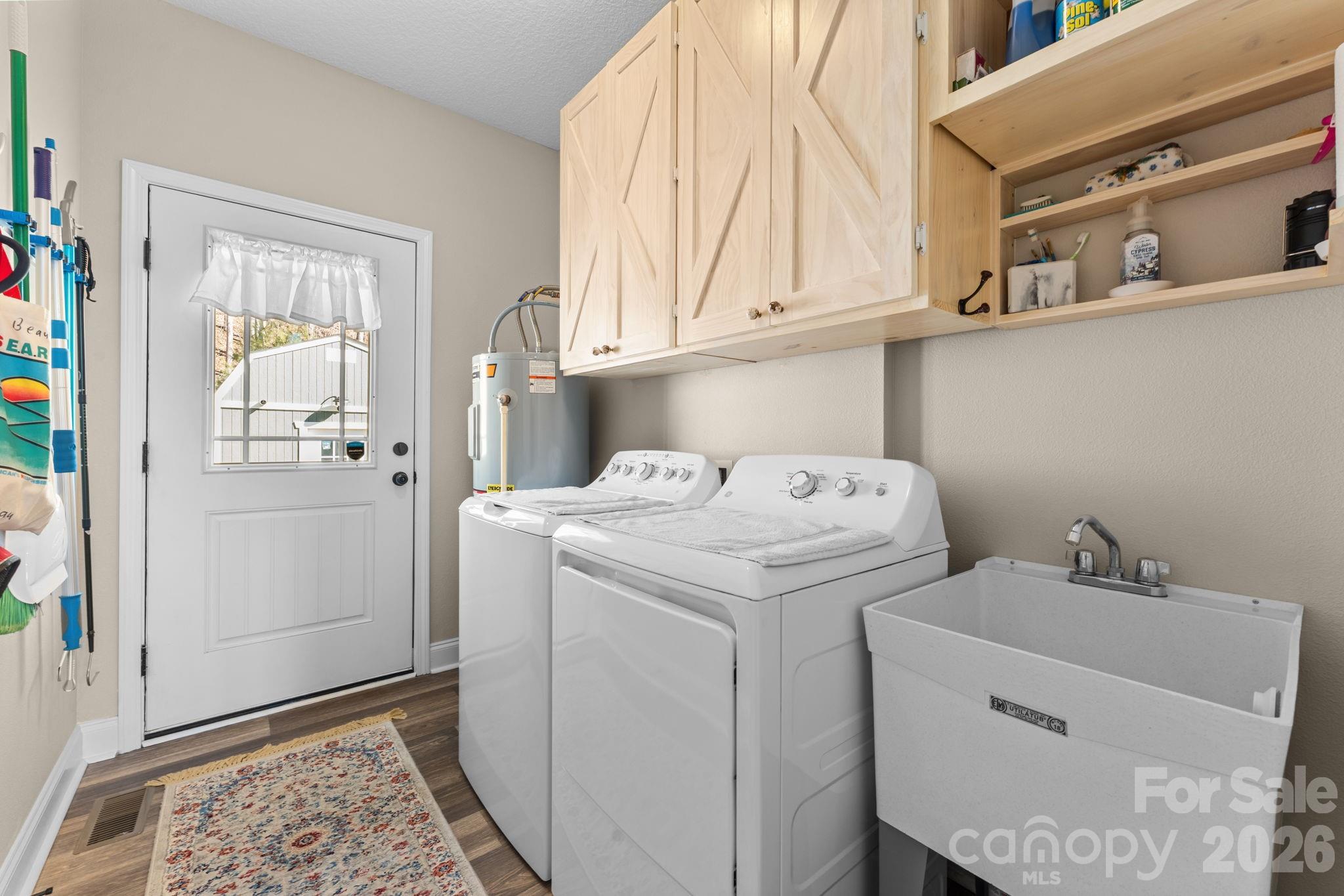 410 Moonlight Trail — Bryson City