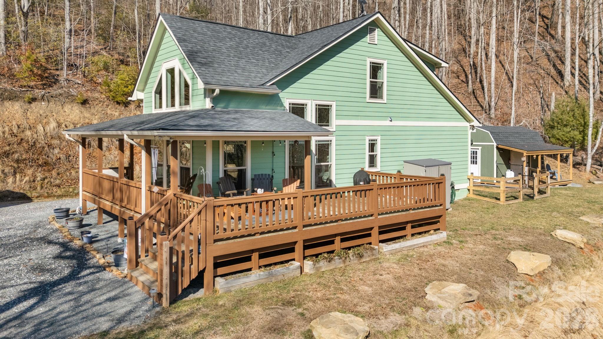 410 Moonlight Trail — Bryson City