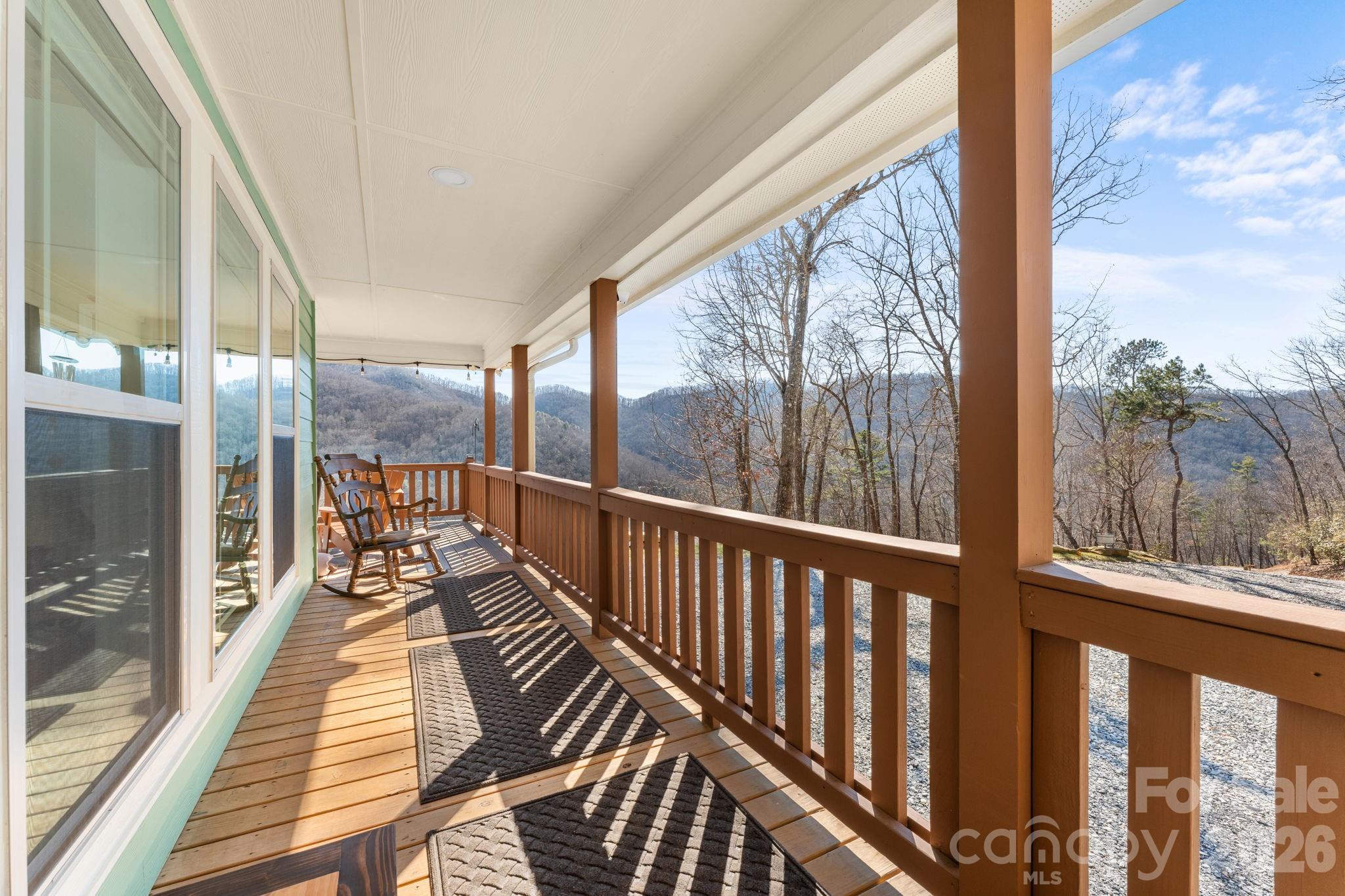 410 Moonlight Trail — Bryson City