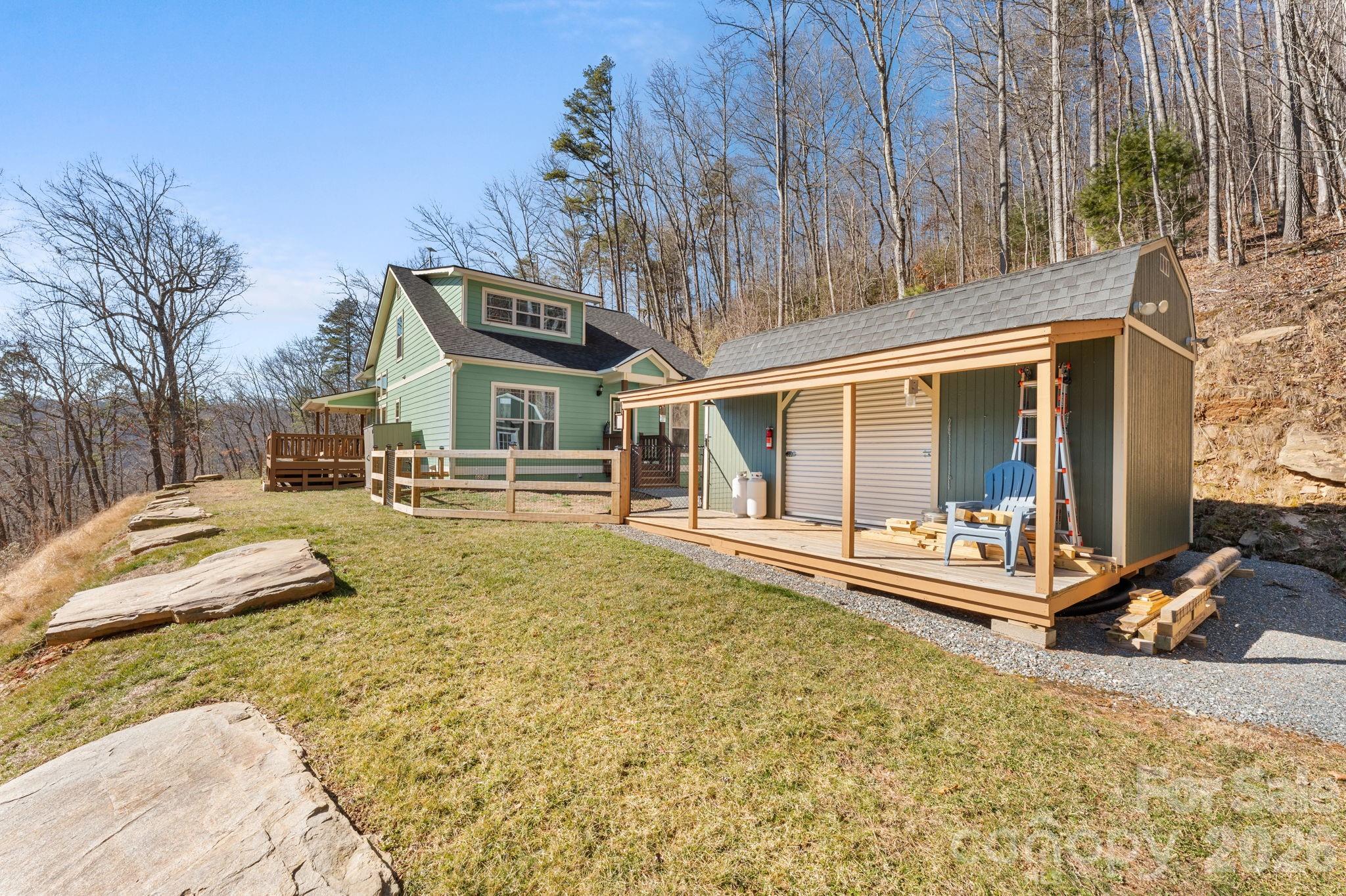 410 Moonlight Trail — Bryson City
