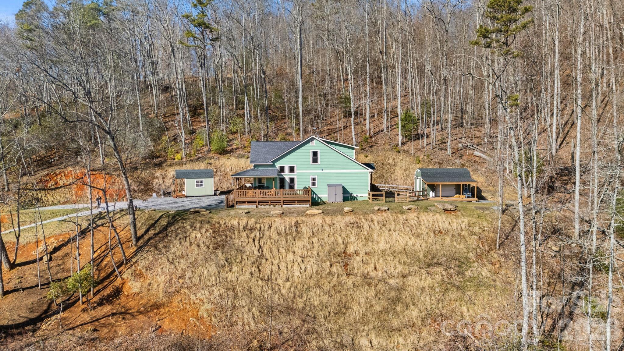 410 Moonlight Trail — Bryson City