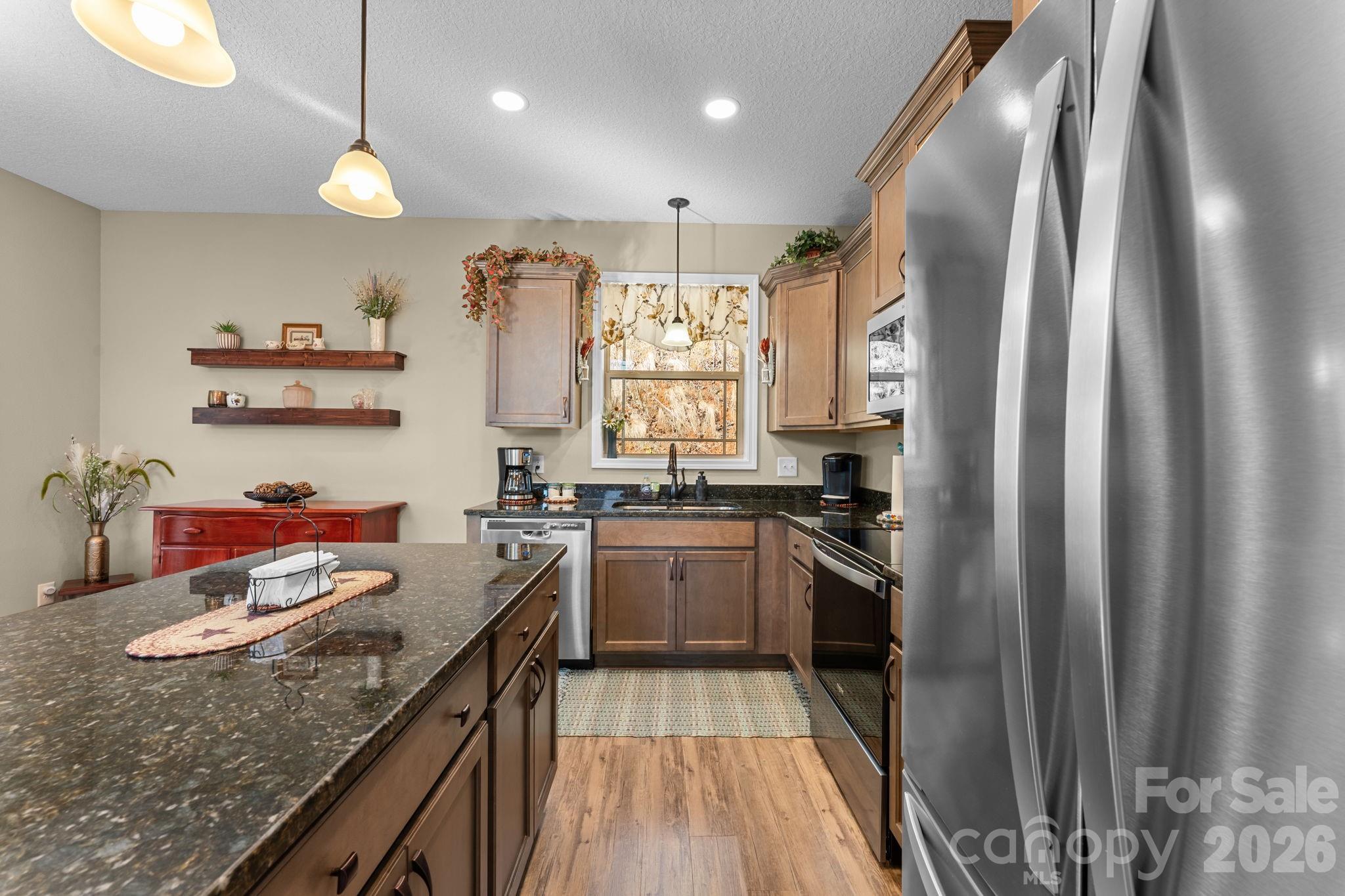 410 Moonlight Trail — Bryson City