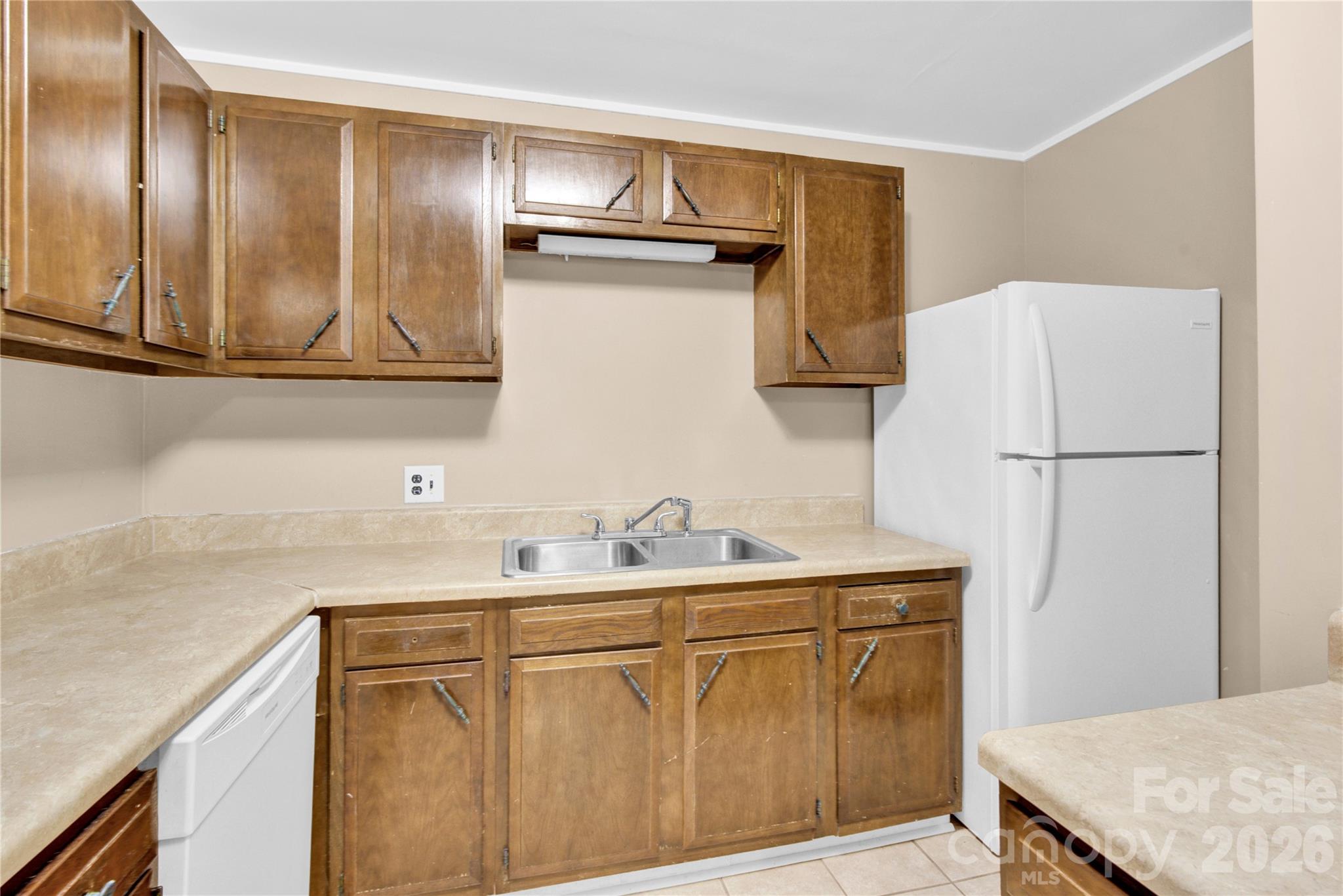 229 Riverhills Drive — Forest City