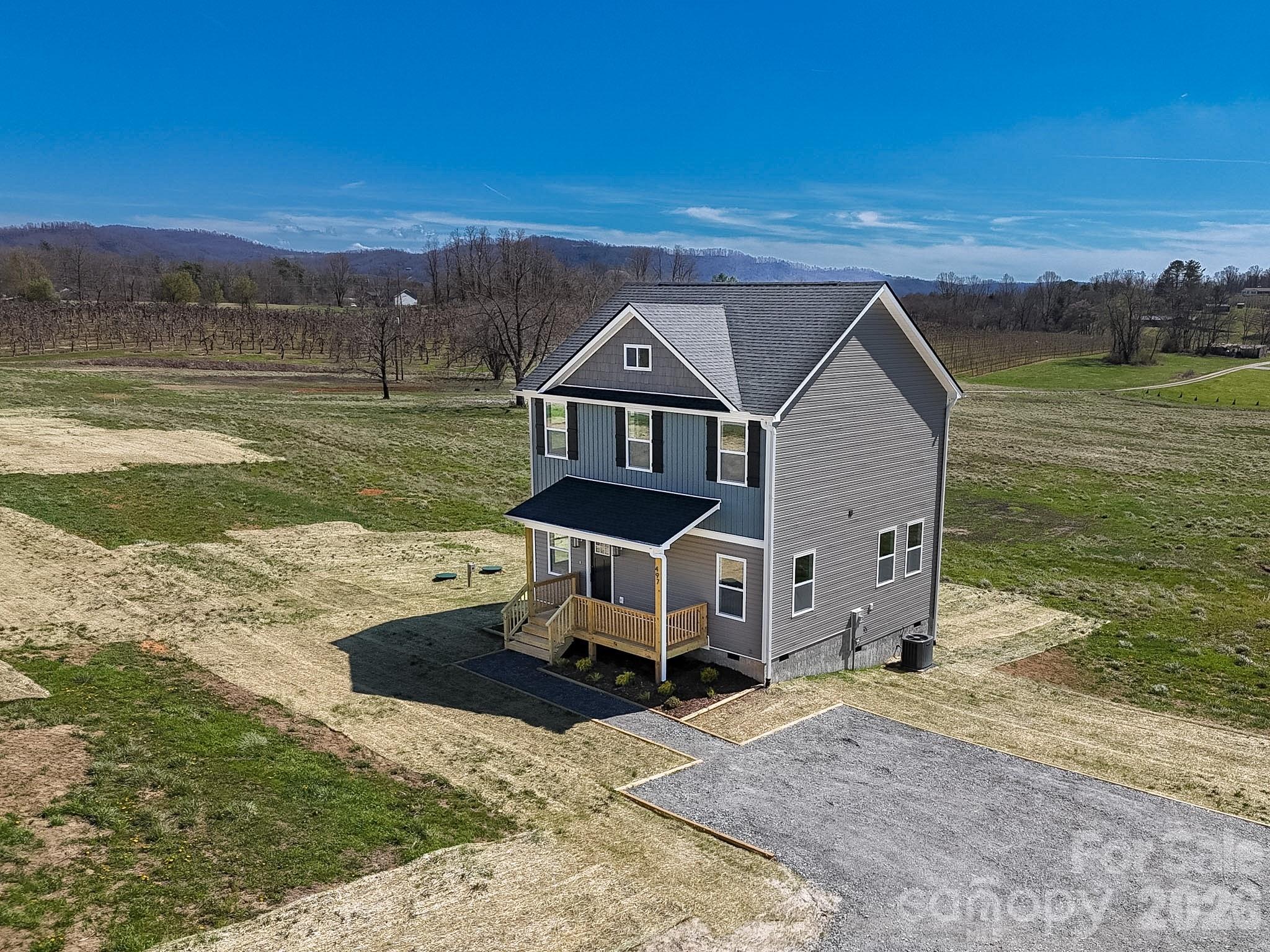 497 Waters Road — Hendersonville