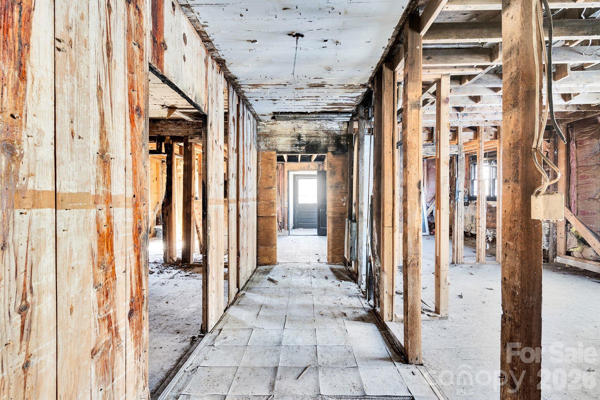 4521 Edgeland Road — Edgemoor