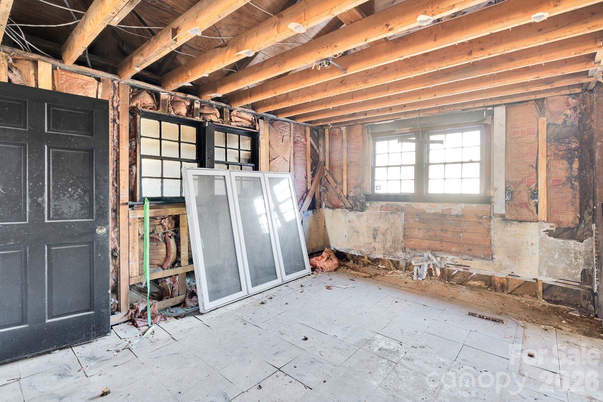 4521 Edgeland Road — Edgemoor