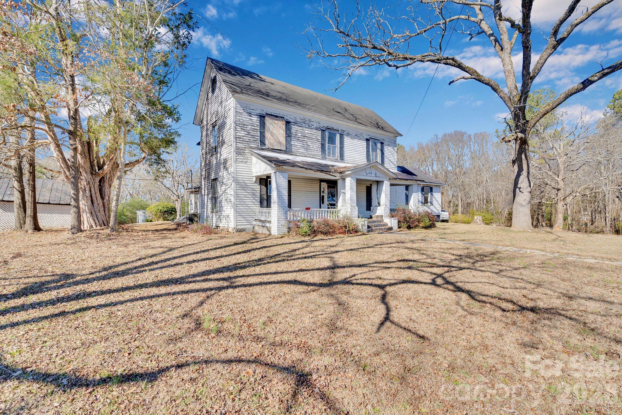 4521 Edgeland Road — Edgemoor