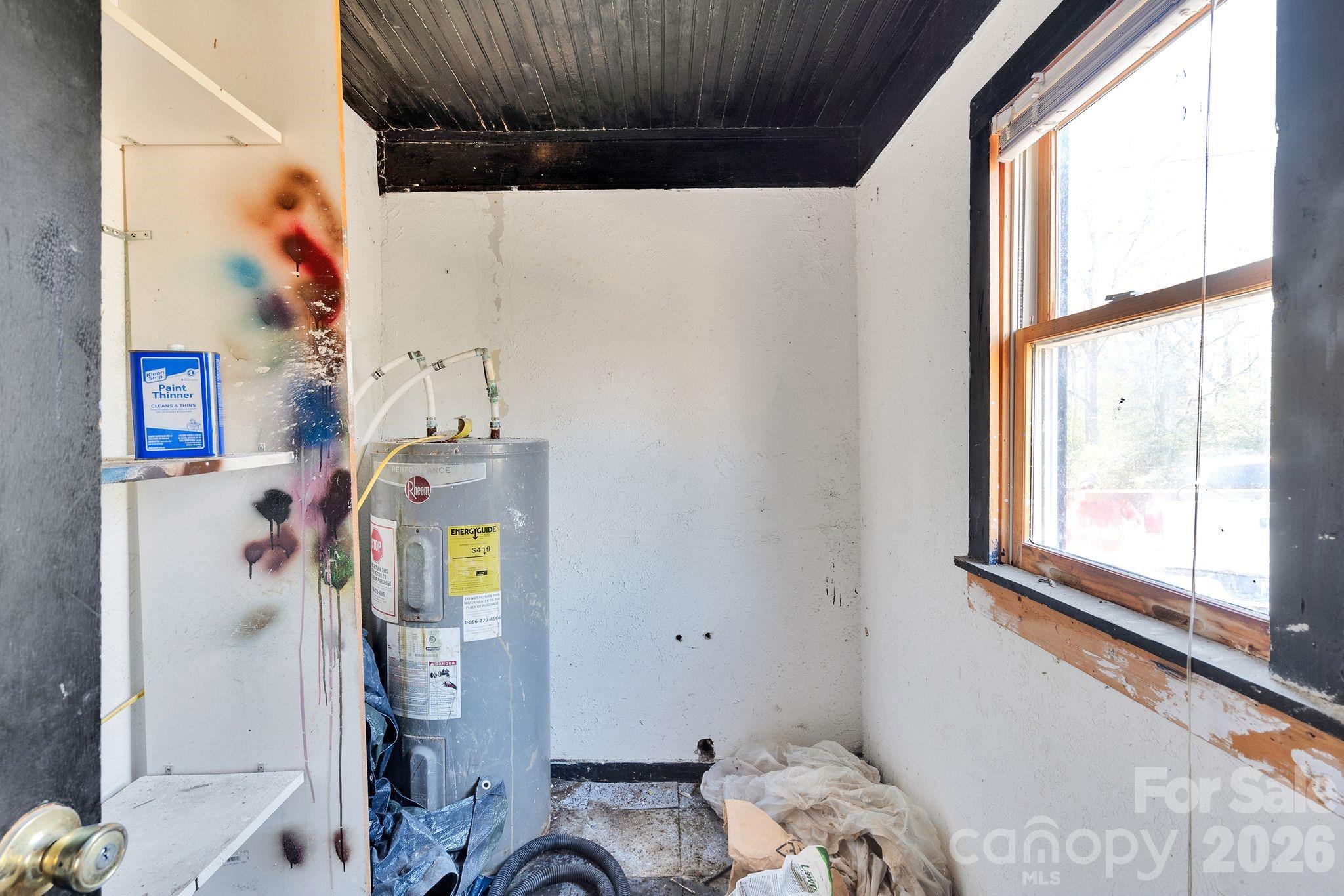 4521 Edgeland Road — Edgemoor