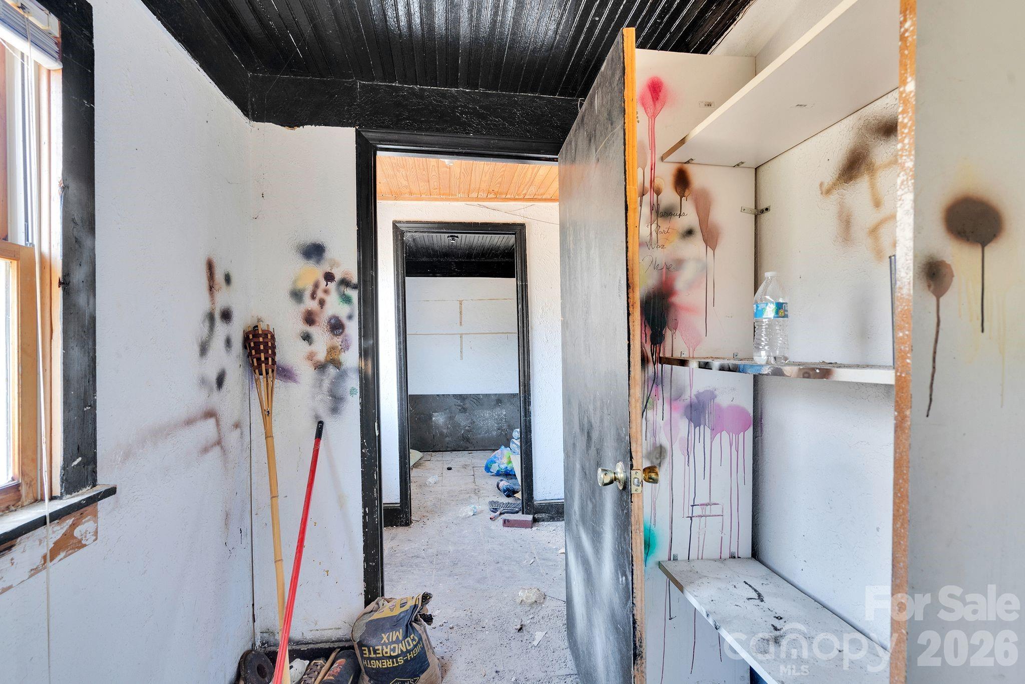 4521 Edgeland Road — Edgemoor