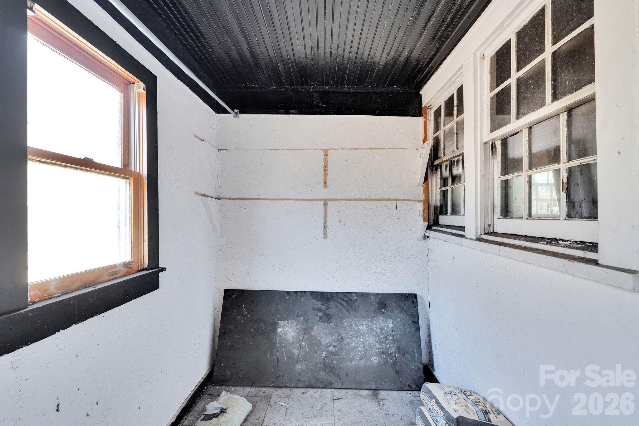 4521 Edgeland Road — Edgemoor