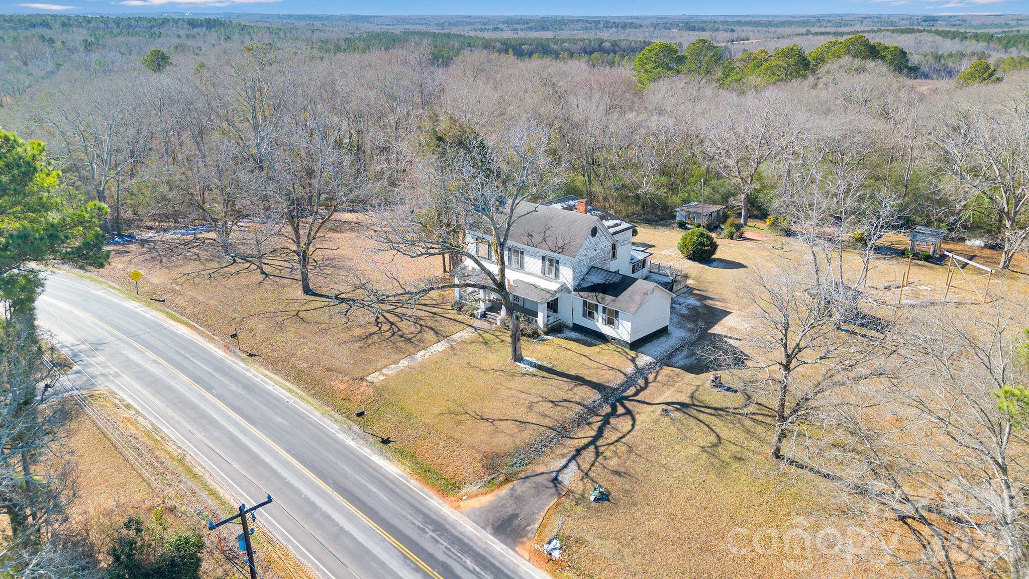 4521 Edgeland Road — Edgemoor