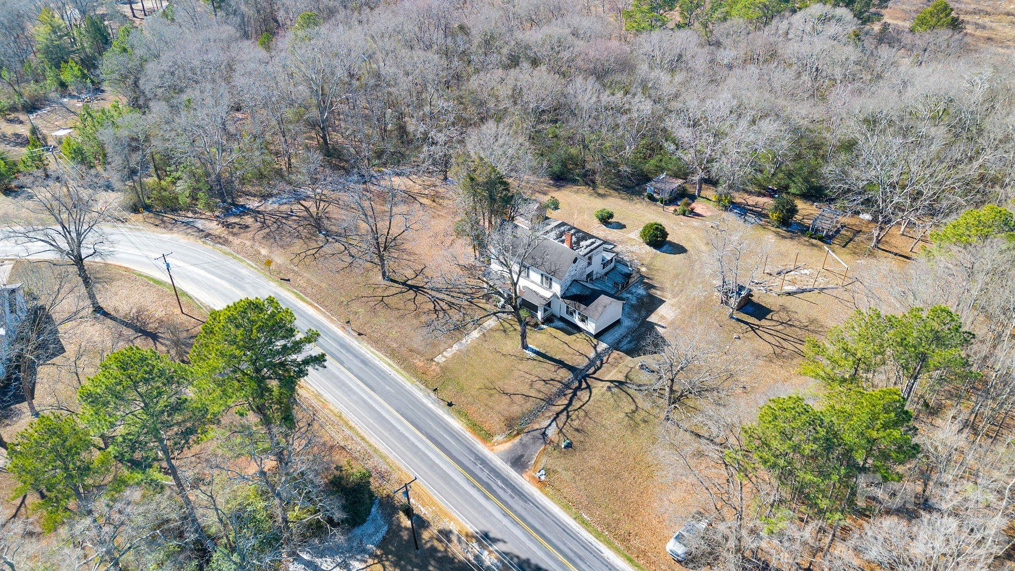 4521 Edgeland Road — Edgemoor