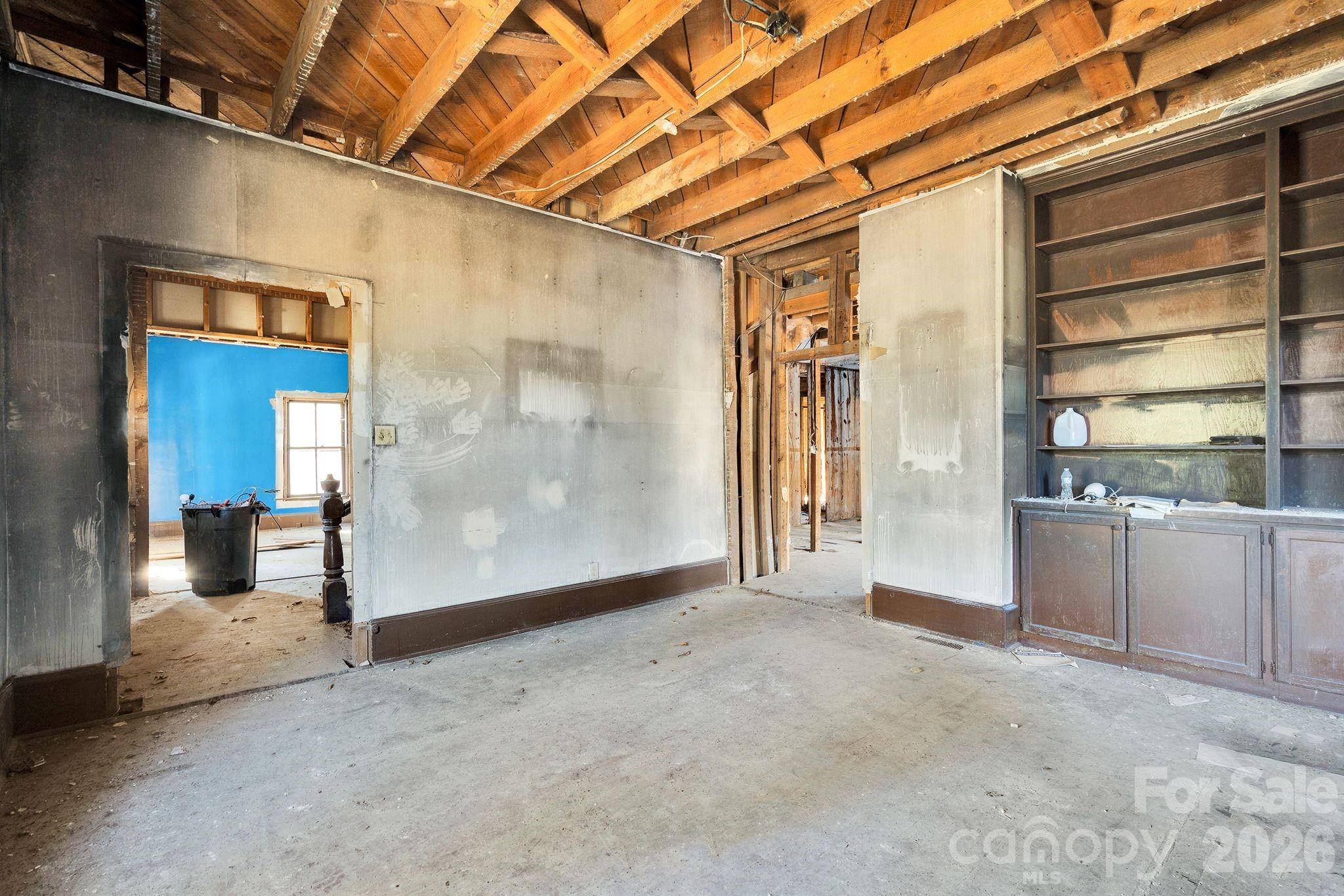 4521 Edgeland Road — Edgemoor