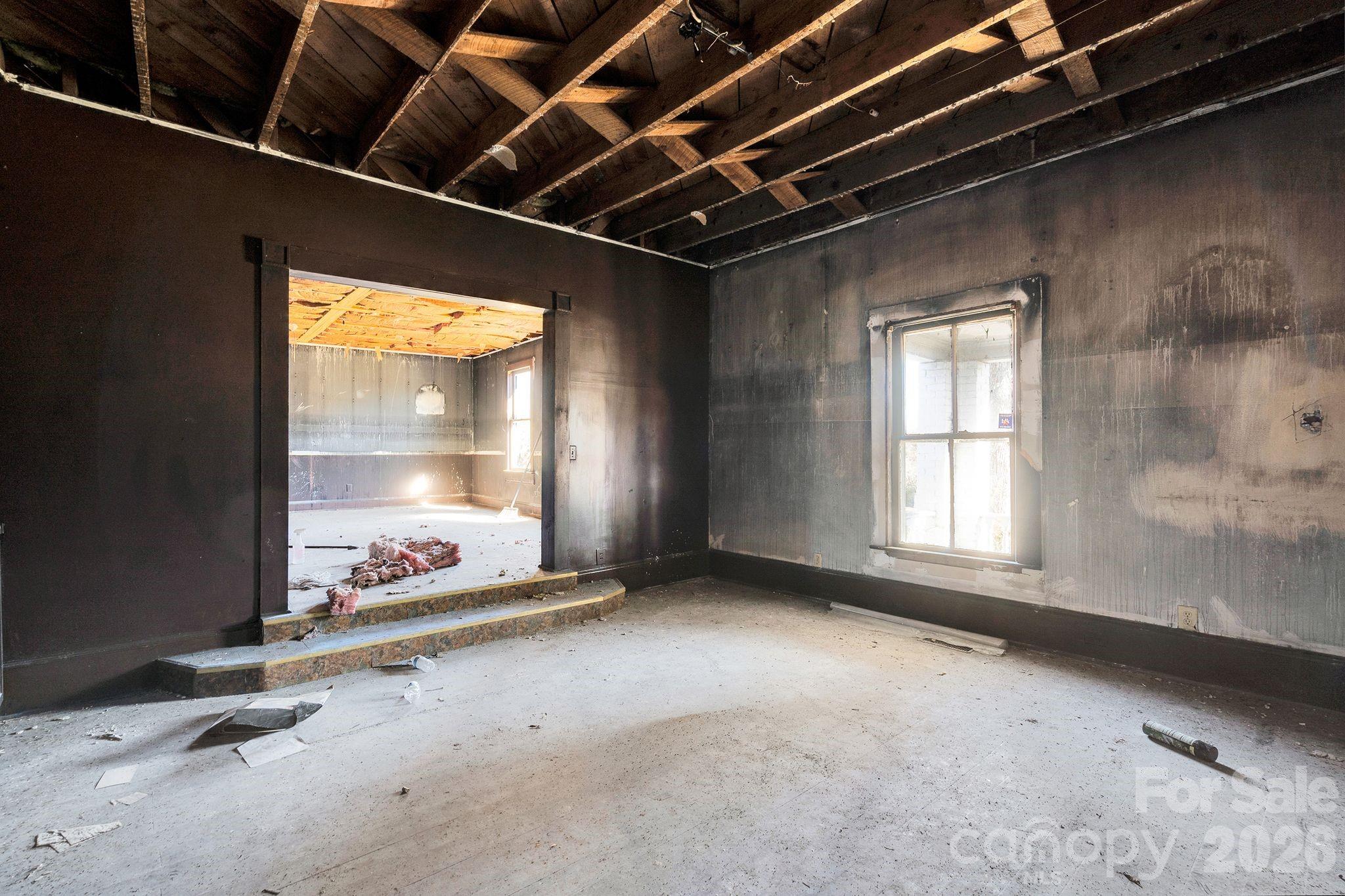 4521 Edgeland Road — Edgemoor