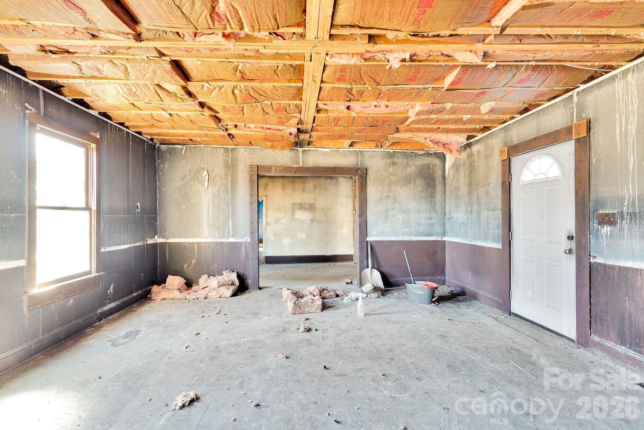 4521 Edgeland Road — Edgemoor