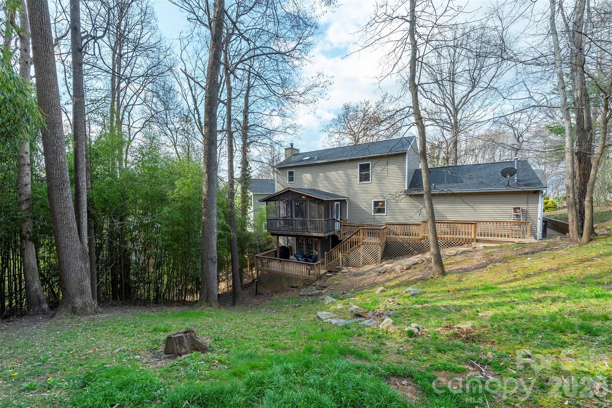 46 Foxberry Drive — Arden