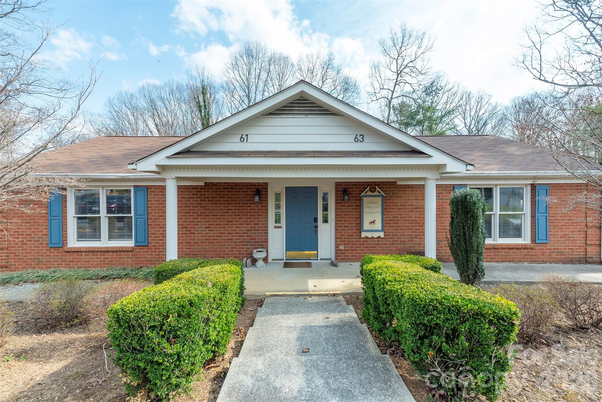 46 Foxberry Drive — Arden