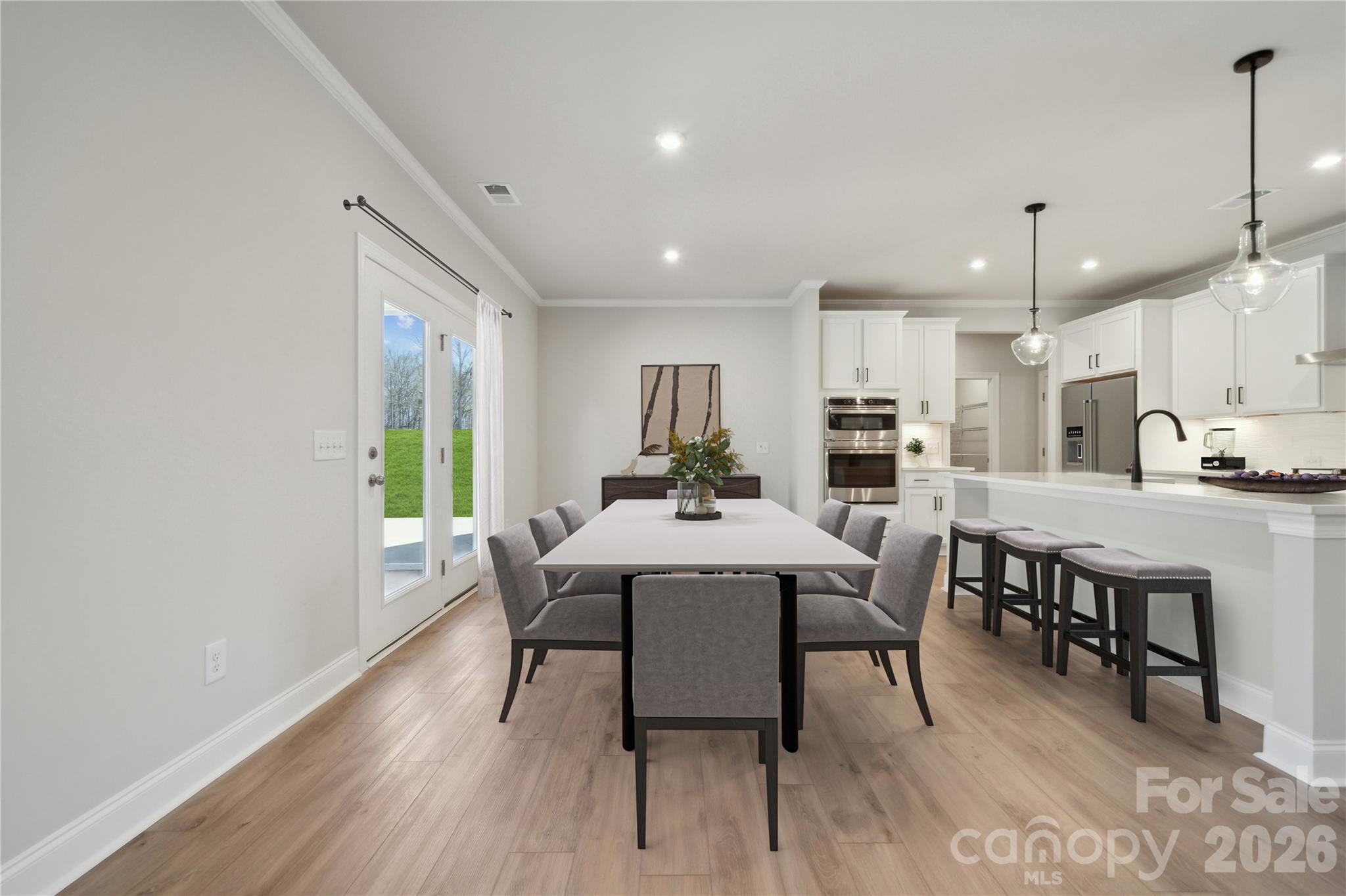 111 Coronado Avenue — Matthews