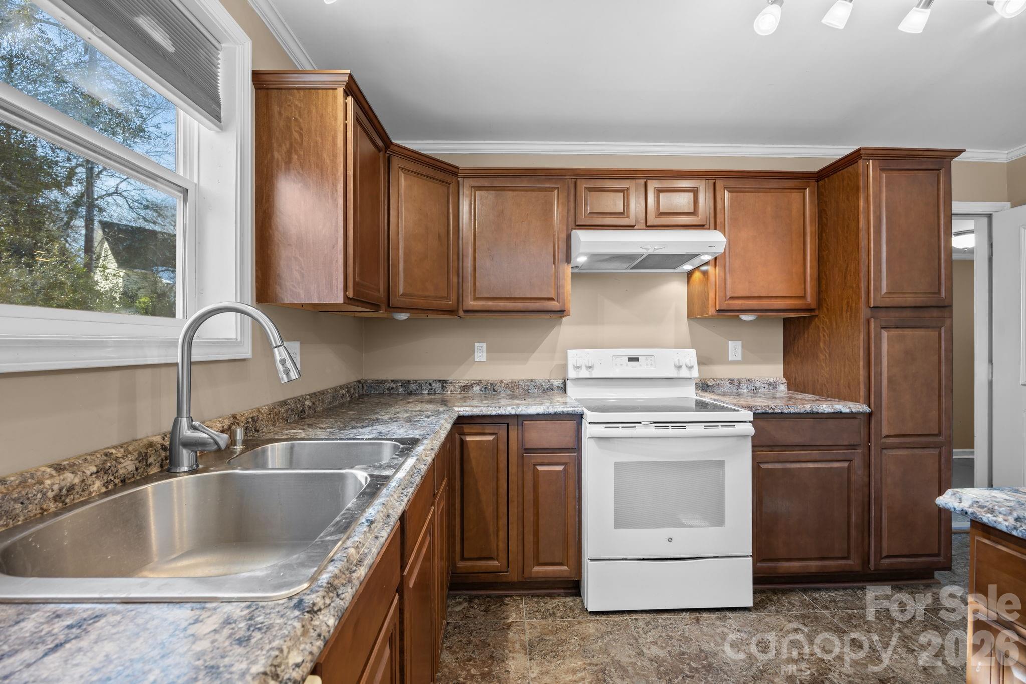 708 Old Charlotte Road SW — Concord