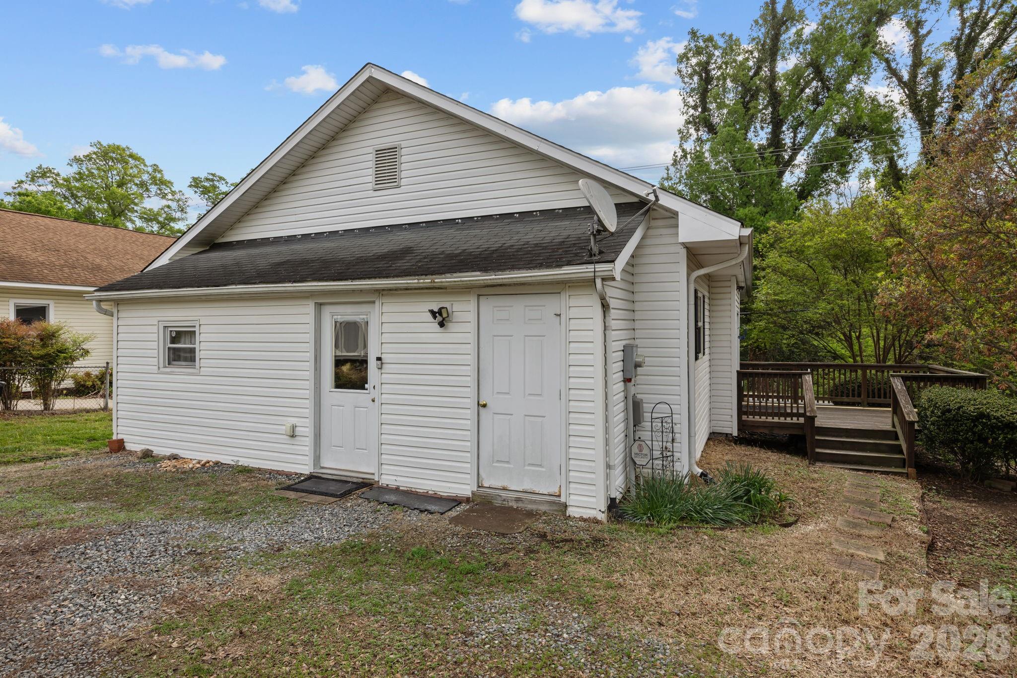 708 Old Charlotte Road SW — Concord