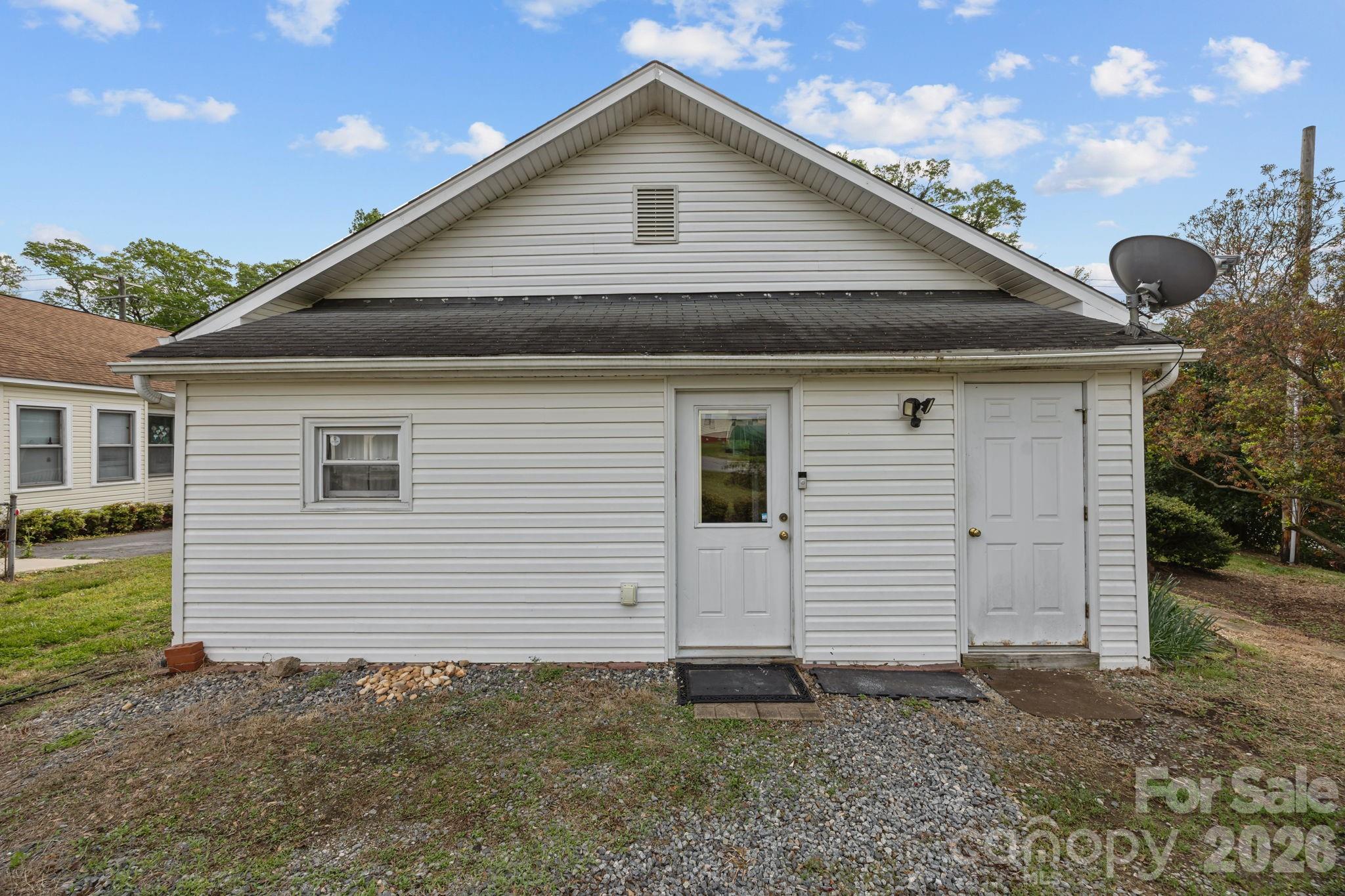 708 Old Charlotte Road SW — Concord