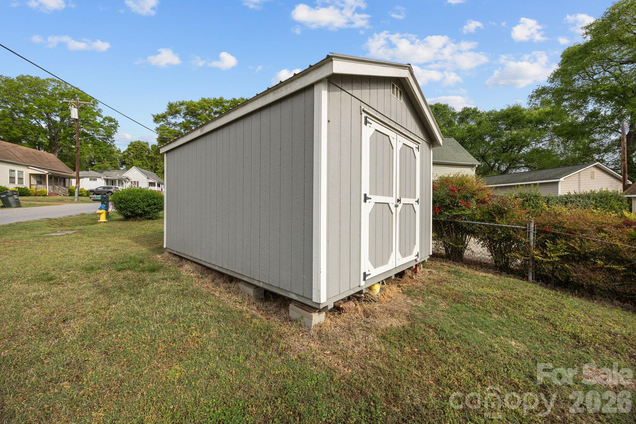 708 Old Charlotte Road SW — Concord